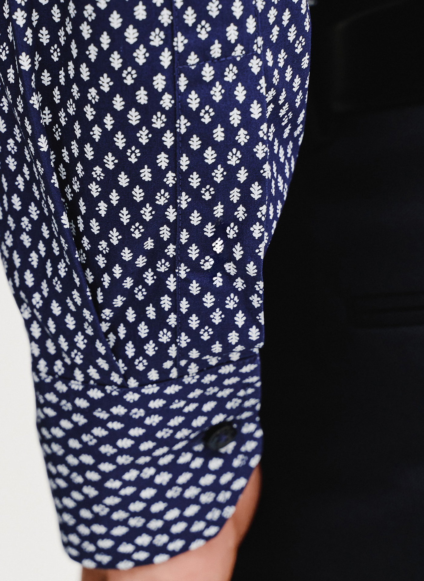 Casualowa koszula męska w mikrowzór - Pako Lorente