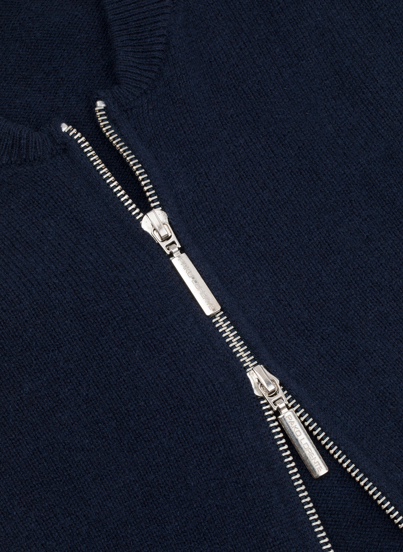 Sweter męski rozpinany w granatowym kolorze - Pako Lorente