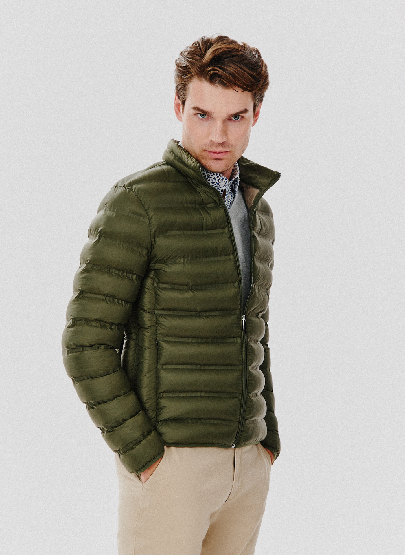 Krótka pikowana kurtka w kolorze zielonym - Pako Lorente