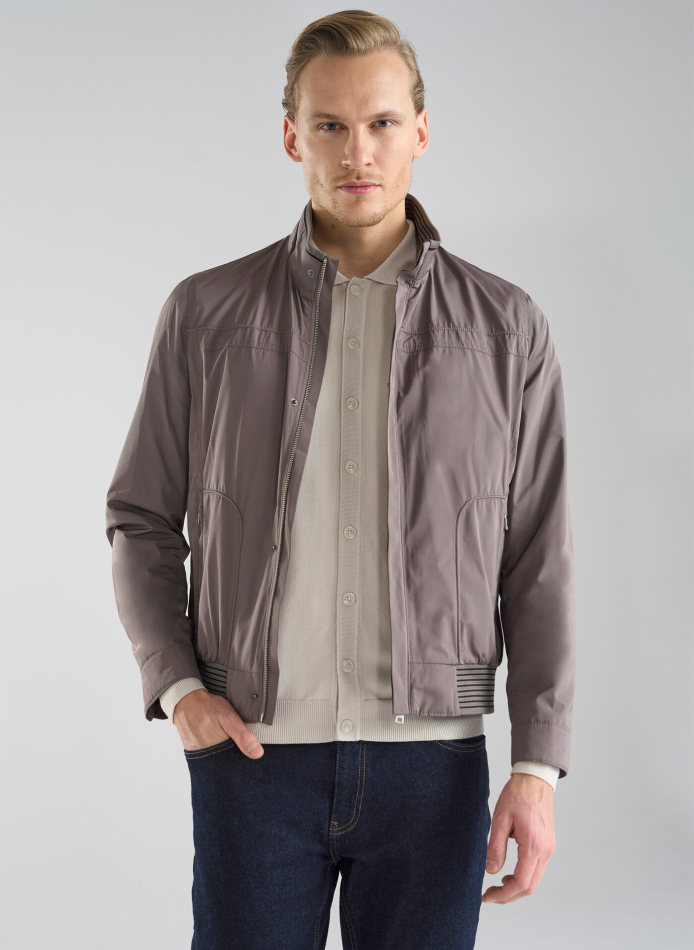 Jasnobrązowa krótka kurtka męska P24SF-5X-001-A-0 - Pako Lorente - Pako Lorente