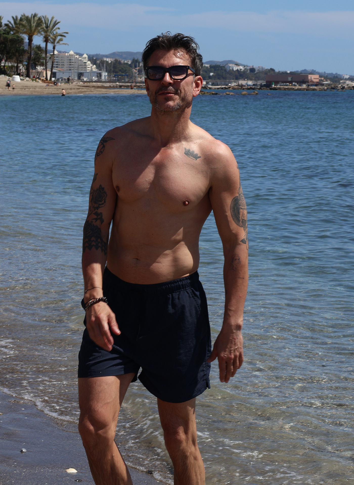 PAKO LORENTE - Szorty kąpielowe męskie w granatowym kolorze - Pako Lorente