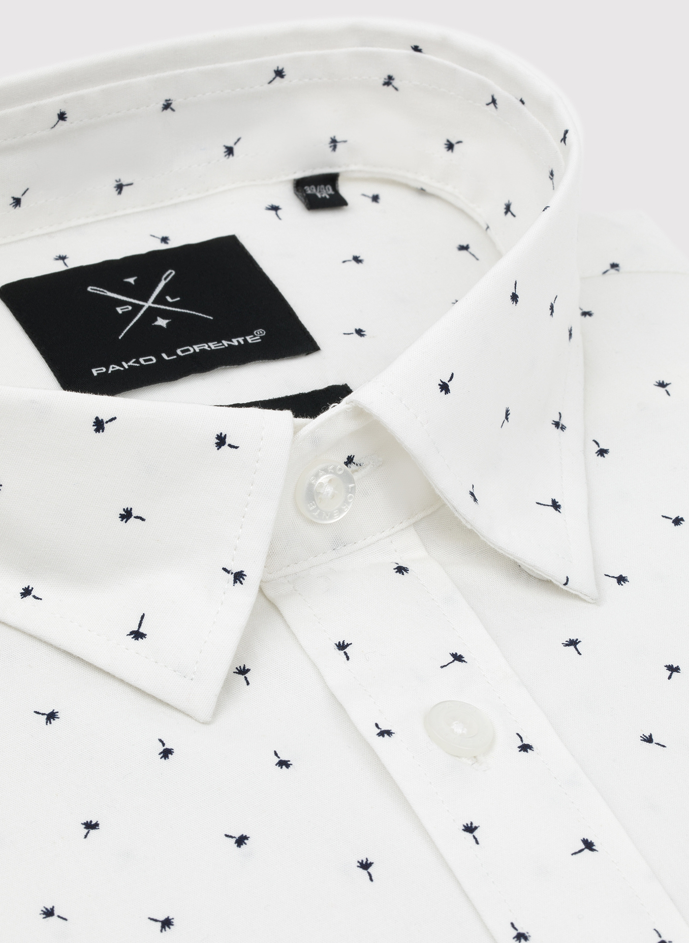 Biała koszula męska w mikrowzór - Pako Lorente