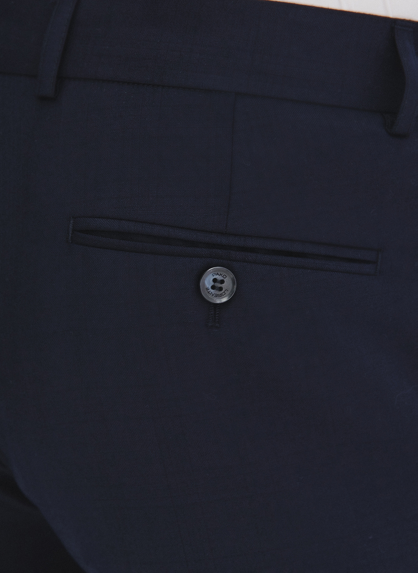 PAKO LORENTE - Spodnie garniturowe w subtelną kratę - Pako Lorente