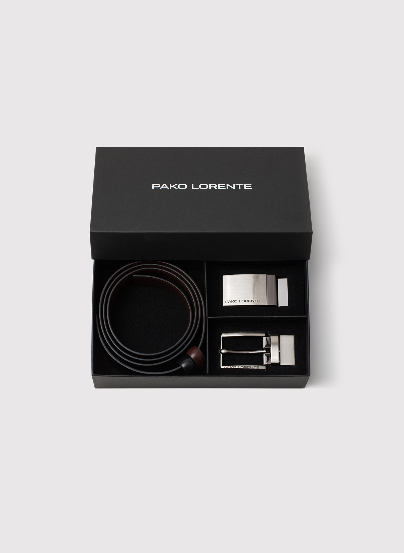 PAKO LORENTE - Dwustronny skórzany pasek z błyszczącą klamrą - Pako Lorente