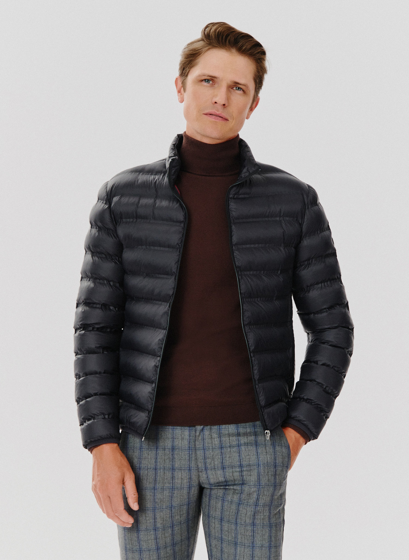 Krótka pikowana kurtka w kolorze czarnym - Pako Lorente