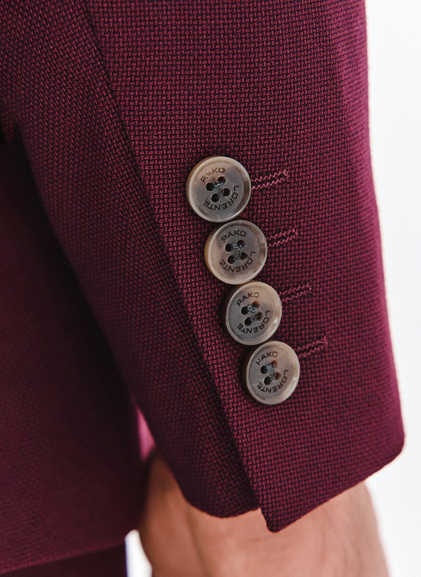 Bordowy garnitur męski - Pako Lorente