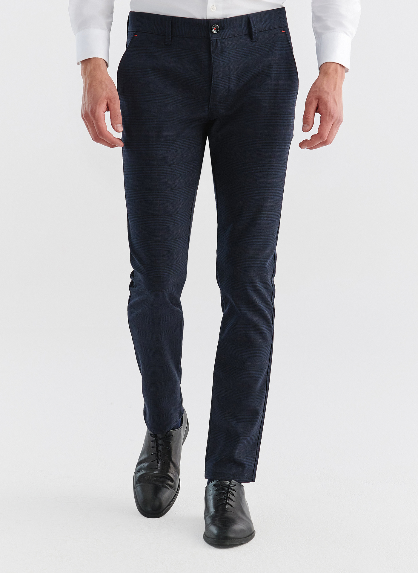 Granatowe spodnie męskie NIMA w subtelną kratę P000B-WX-214-G - Pako Lorente