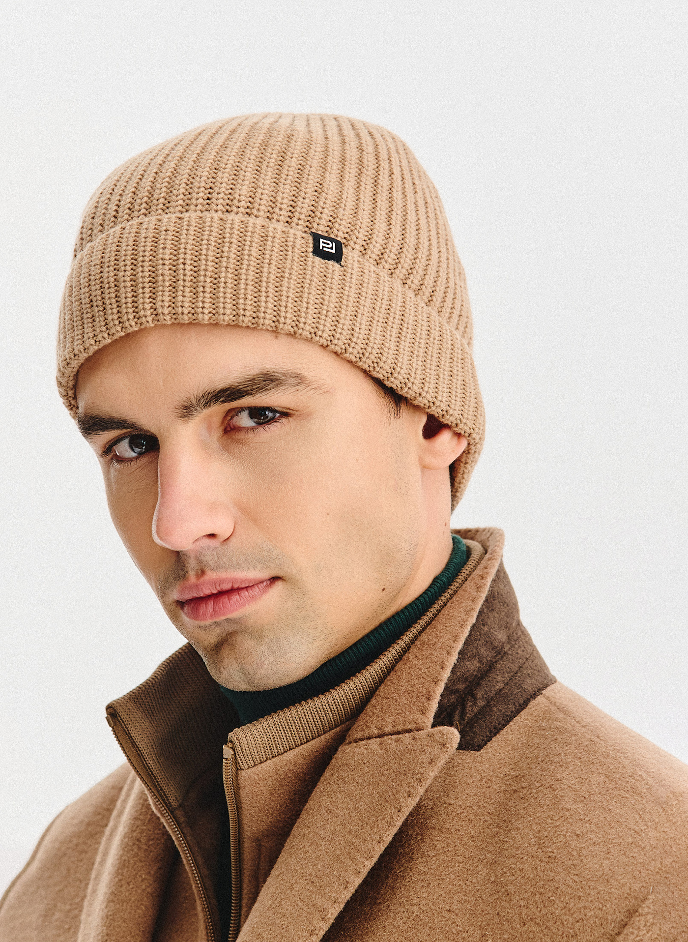 Beżowa czapka męska z wełną - Pako Lorente