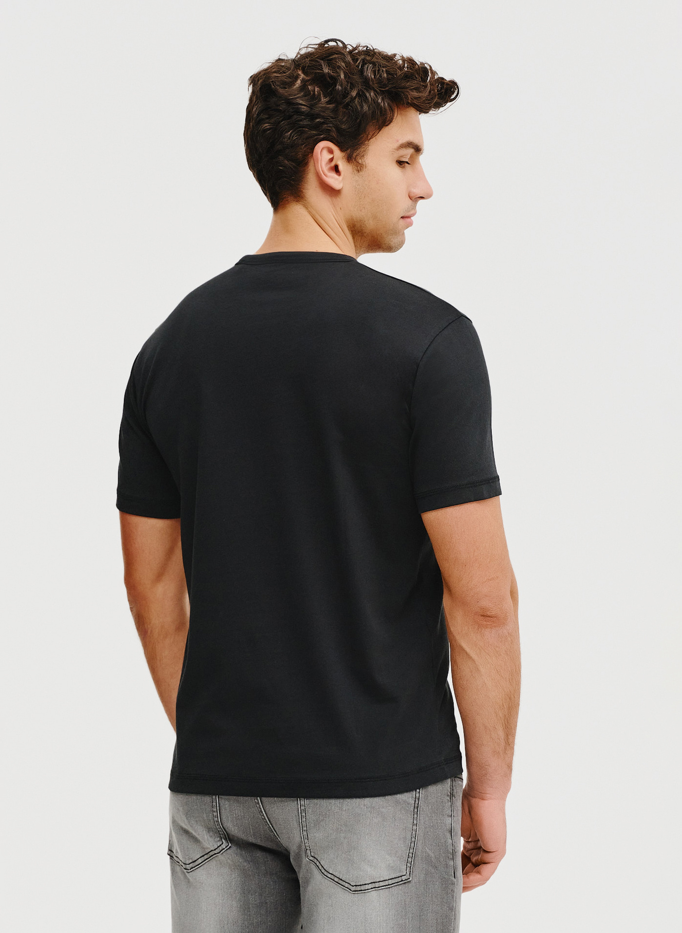 Czarny t-shirt męski - Pako Lorente