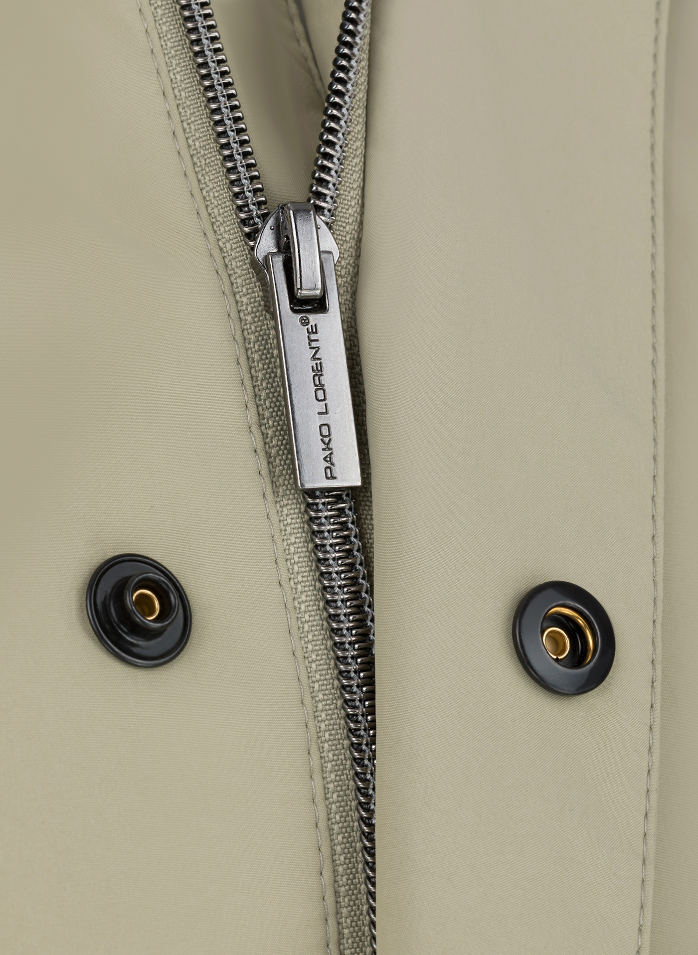 Beżowy klasyczny płaszcz męski P24SF-7X-002-E-0 - Pako Lorente - Pako Lorente