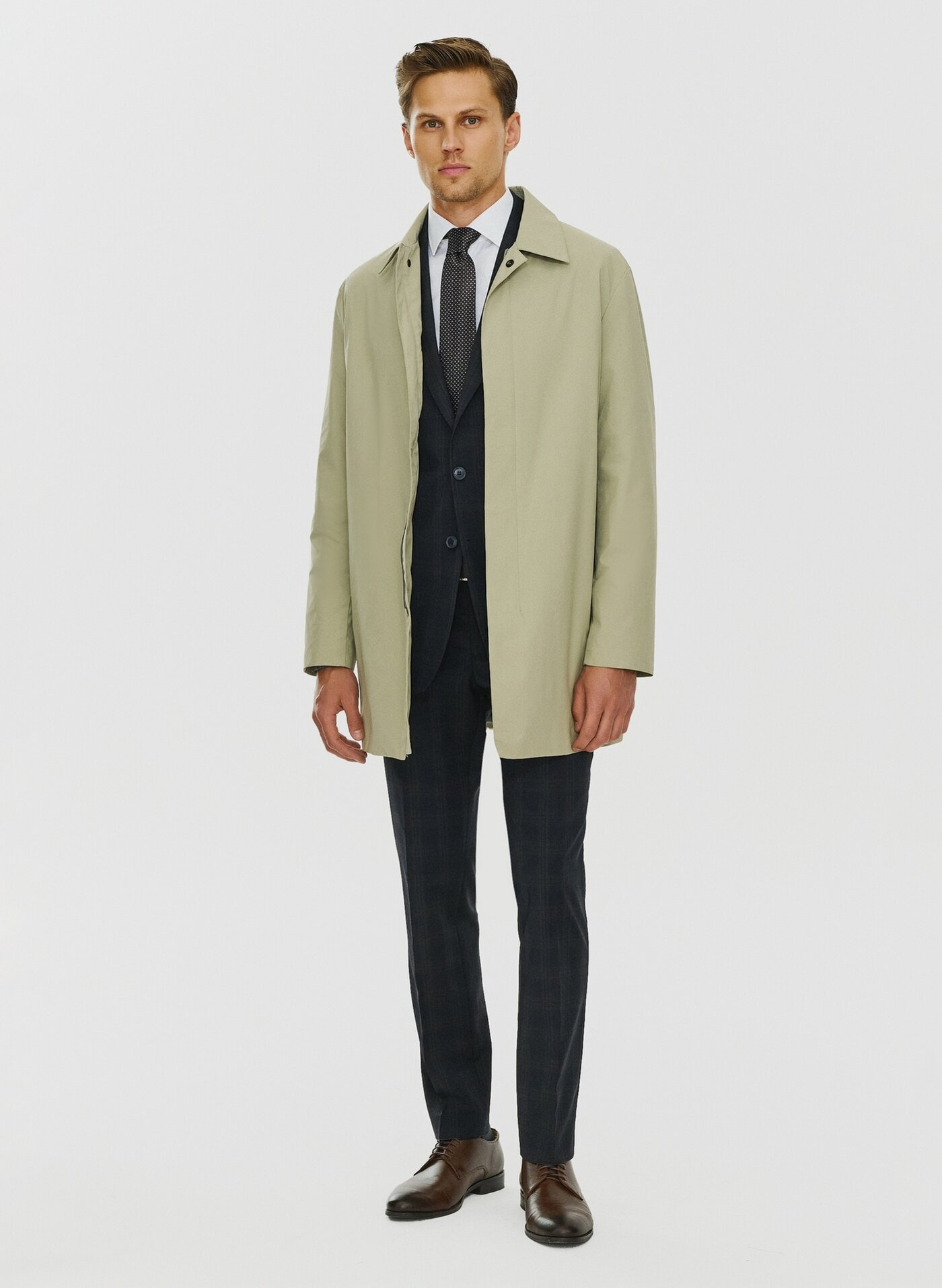 Beżowy klasyczny płaszcz męski P24SF-7X-002-E-0 - Pako Lorente - Pako Lorente