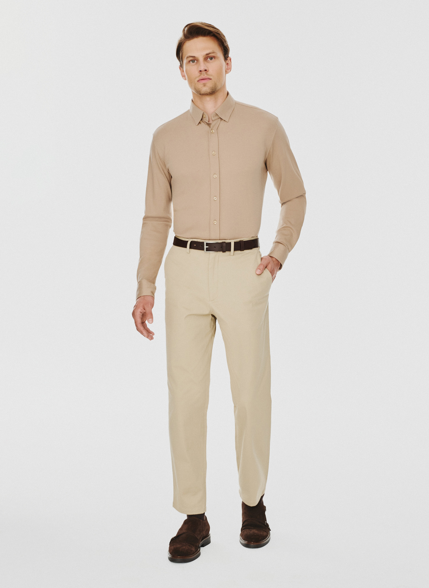 Beżowe spodnie męskie o kroju carrot - Pako Lorente