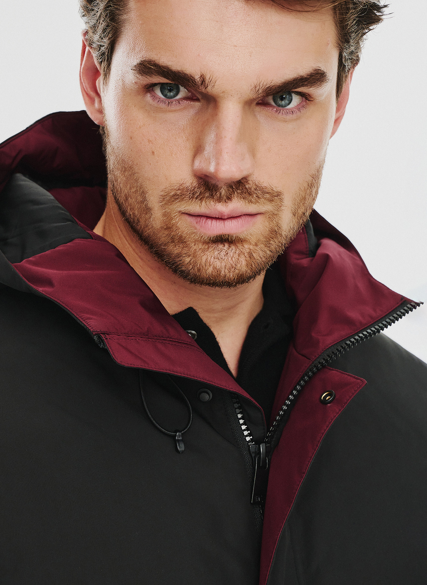 Czarna kurtka męska z kapturem - Pako Lorente