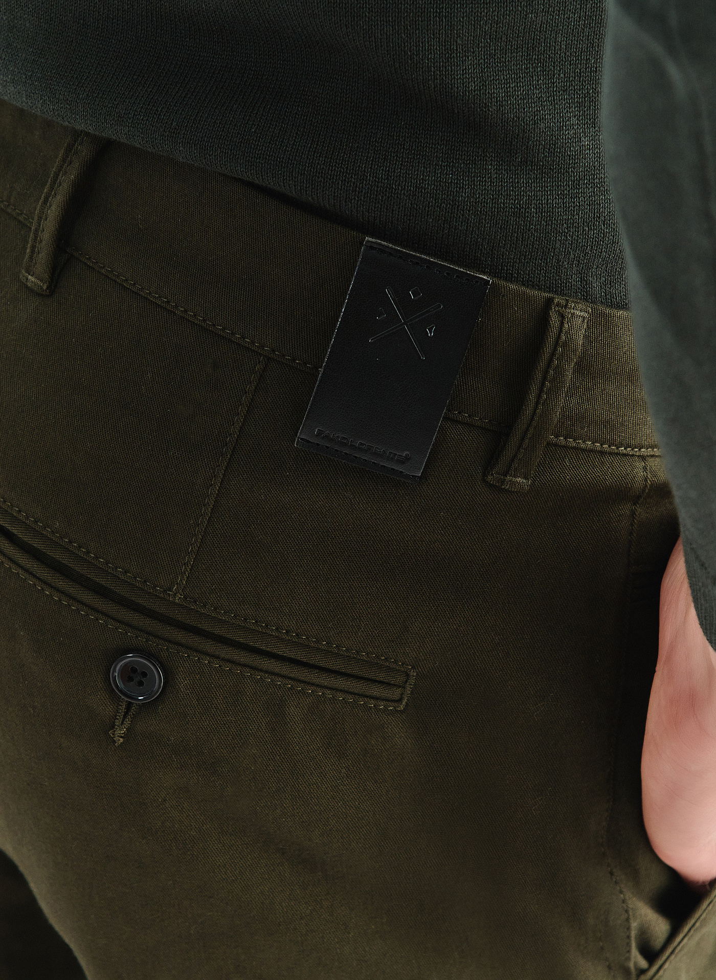 Zielone spodnie męskie o kroju Slim Fit - Pako Lorente