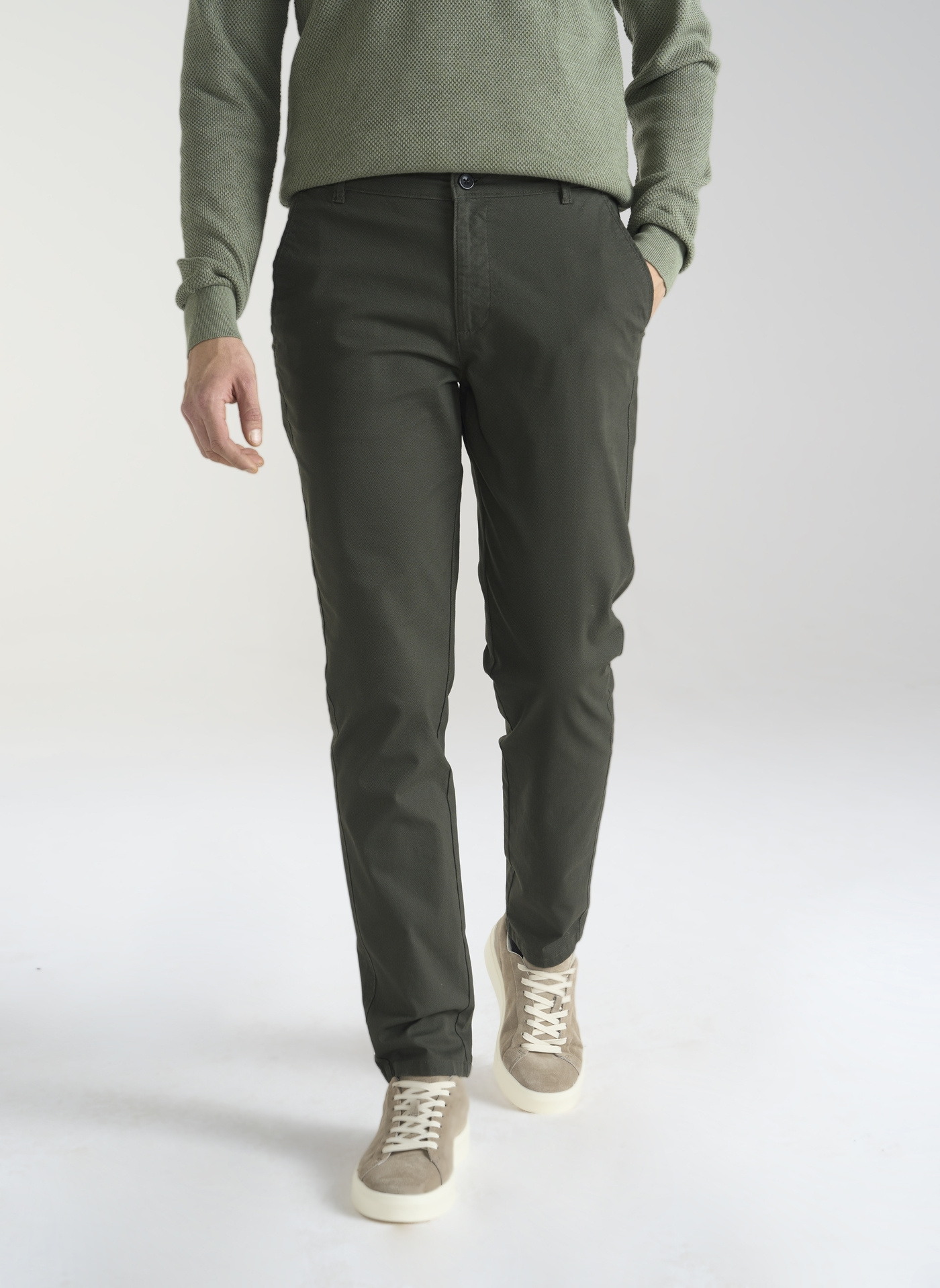 Męskie spodnie w kolorze zielonym P24SF-WX-001-Z-S - Pako Lorente - Pako Lorente