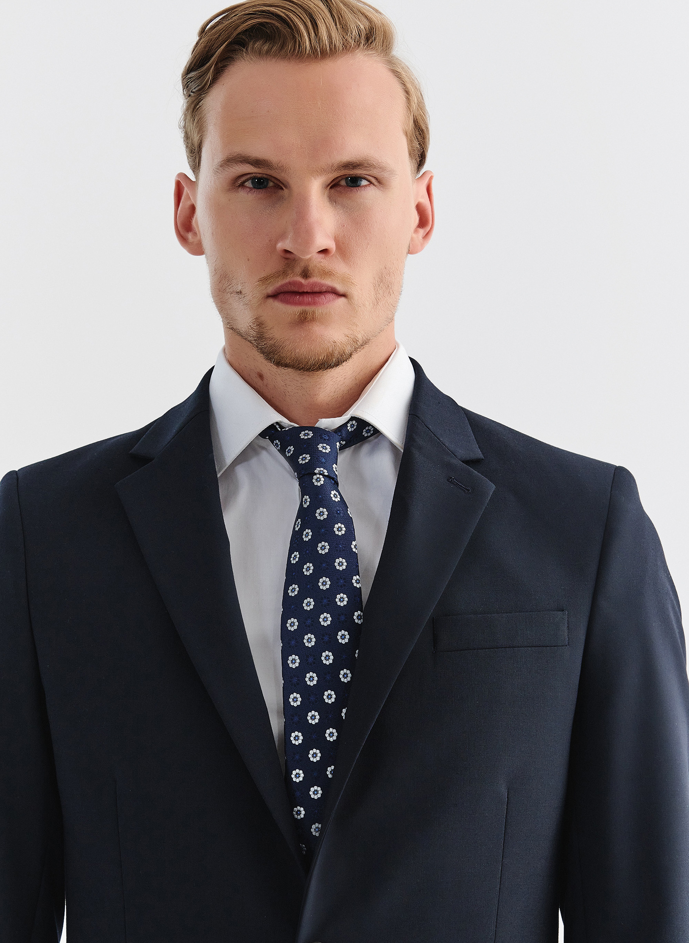 Gładka granatowa marynarka garniturowa - Pako Lorente