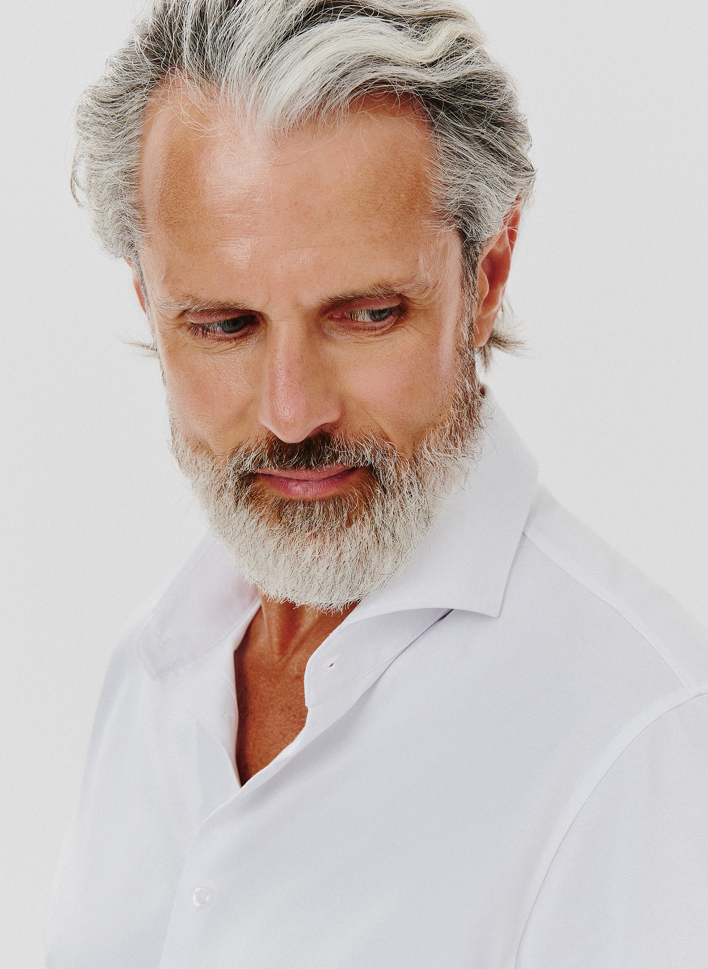 Gładka koszula męska w białym kolorze - Pako Lorente