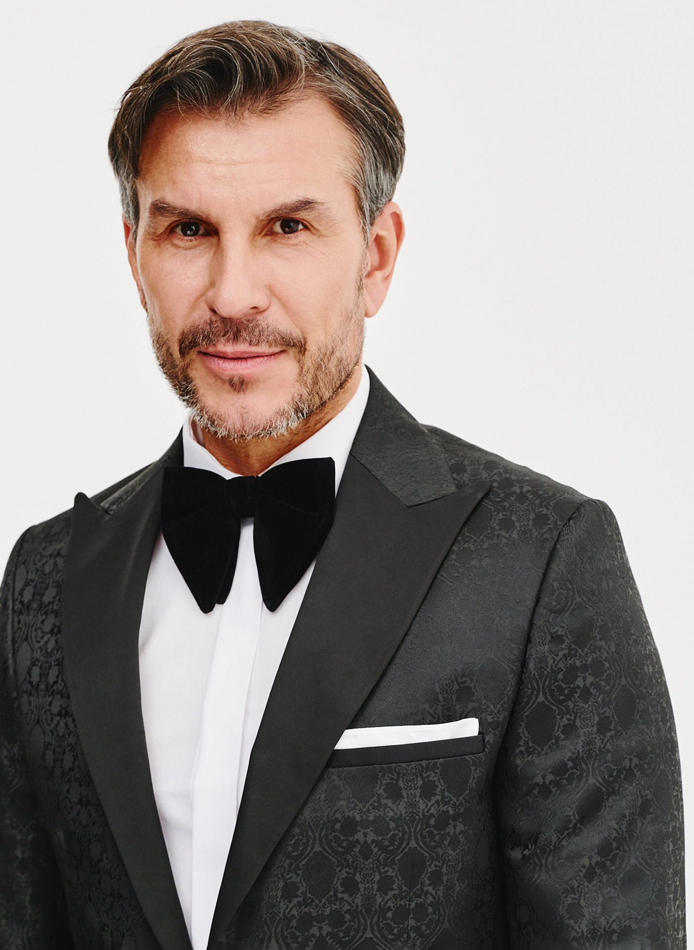 Czarna żakardowa marynarka smokingowa - Pako Lorente