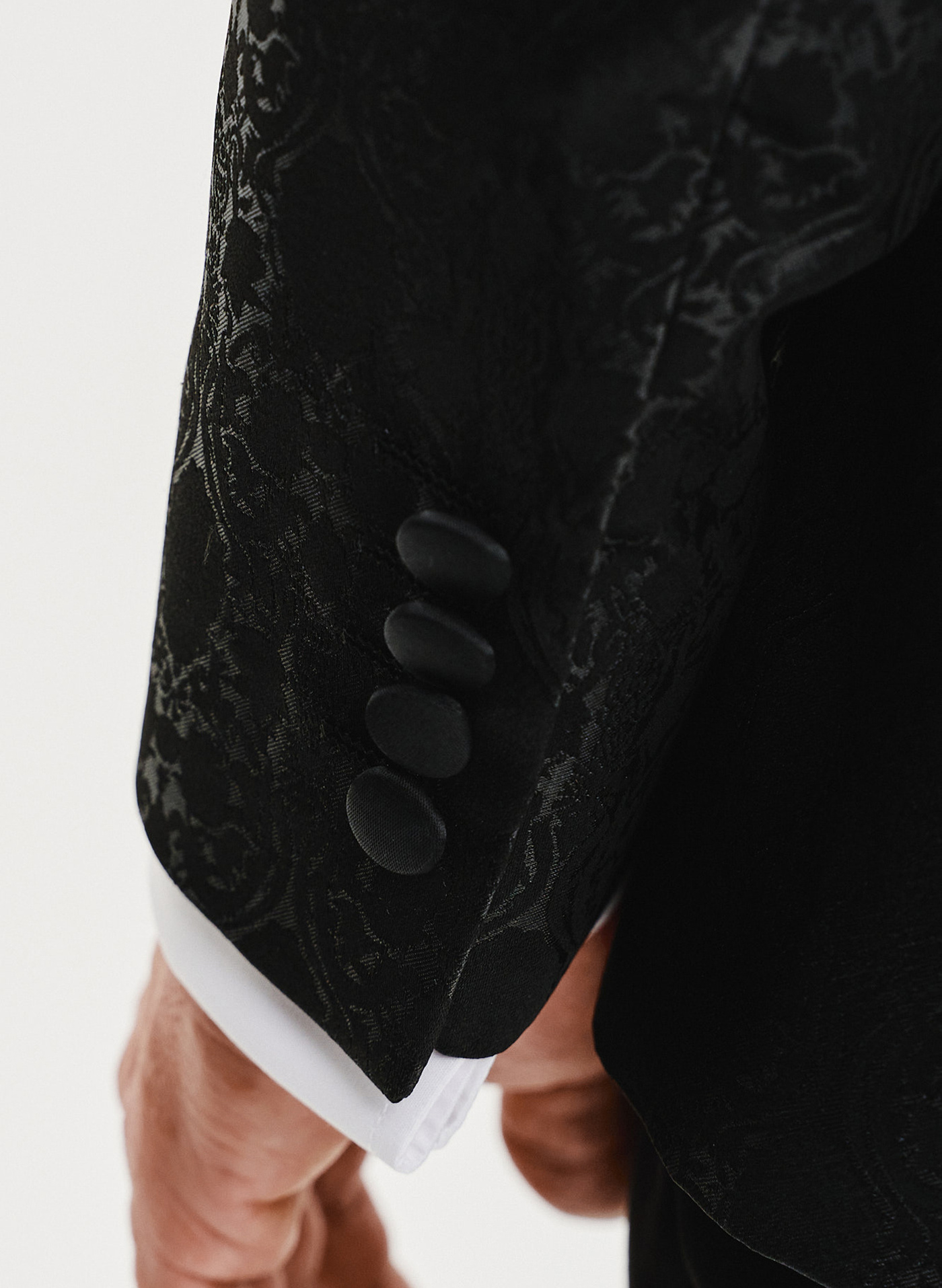 Czarna żakardowa marynarka smokingowa - Pako Lorente