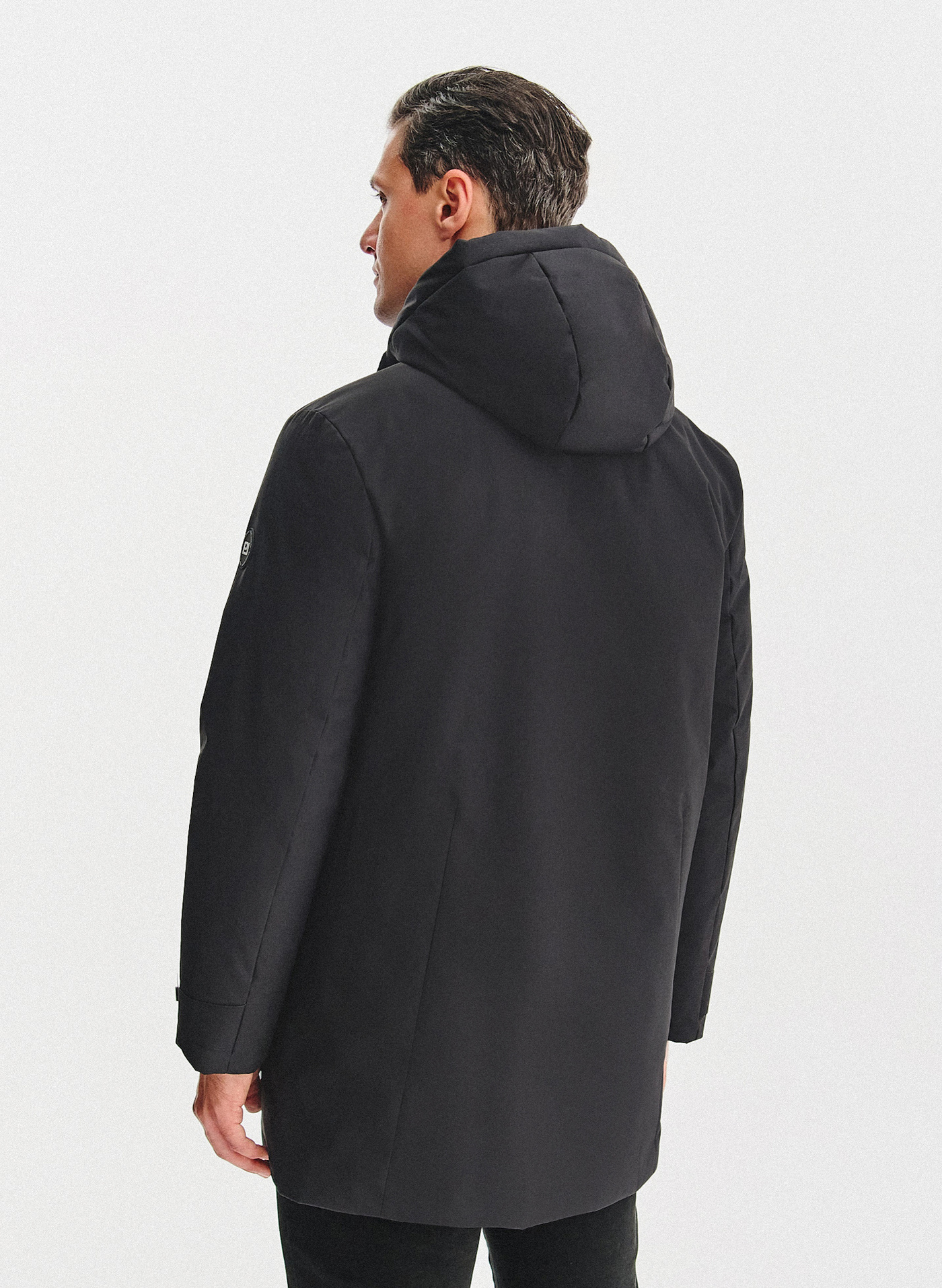 Puchowa kurtka męska w czarnym kolorze - Pako Lorente