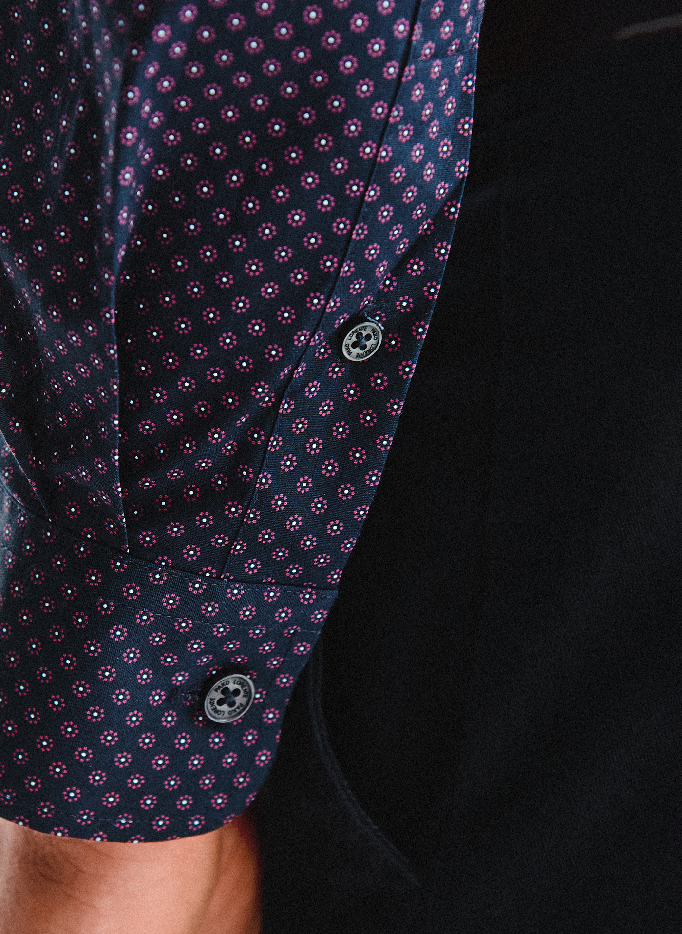 Granatowa koszula w kwiaty - Pako Lorente