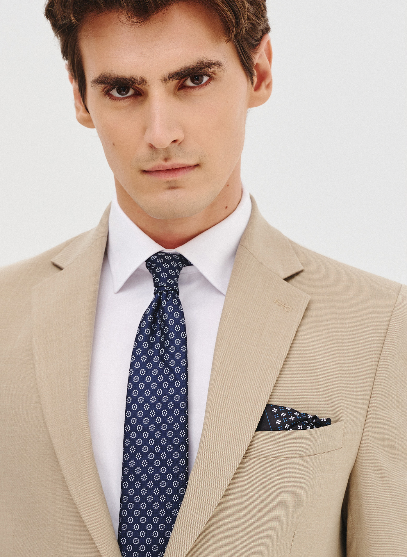 Beżowa marynarka garniturowa - Pako Lorente