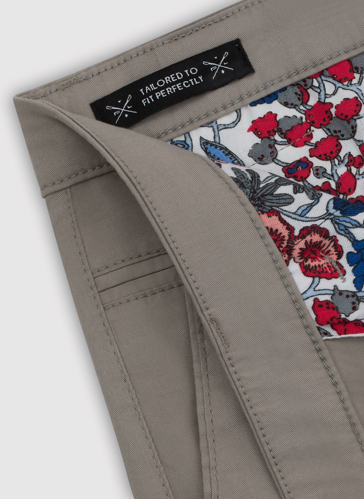 Męskie basicowe spodnie w kolorze khaki P23SB-WX-005-Z-0 - Pako Lorente