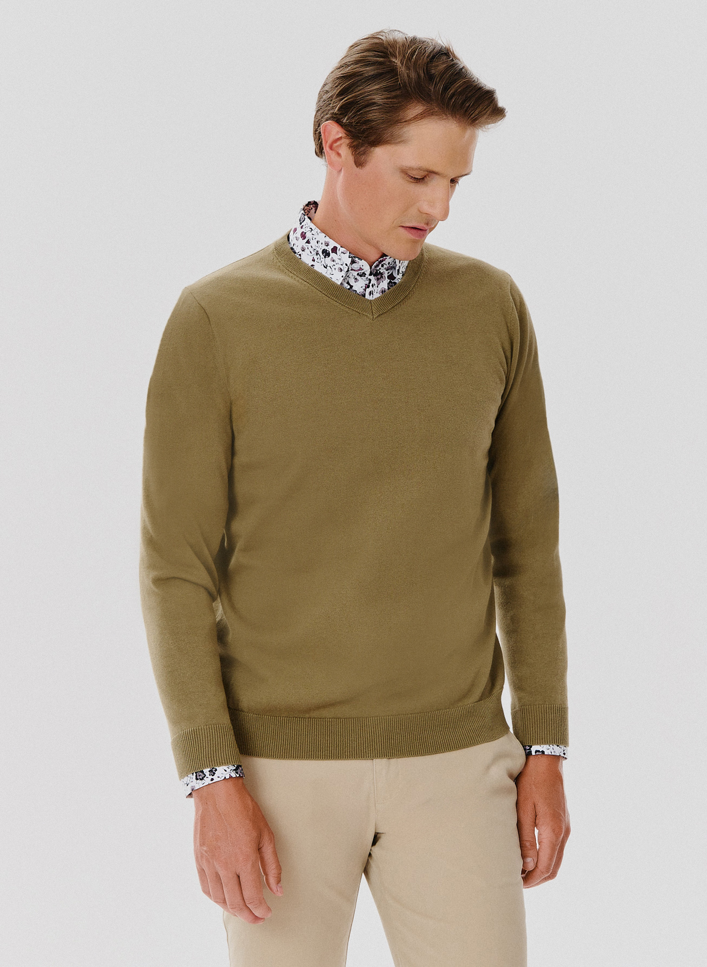 Zielony męski sweter w serek - Pako Lorente