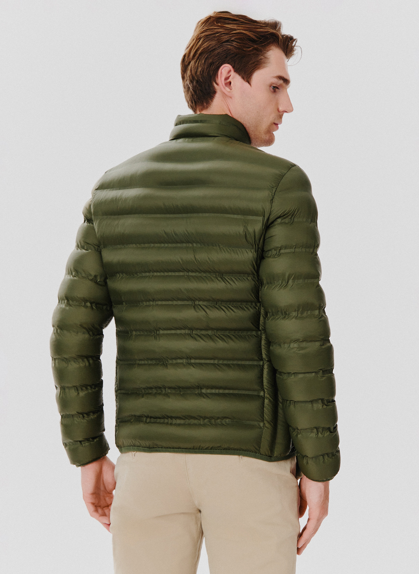 Krótka pikowana kurtka w kolorze zielonym - Pako Lorente