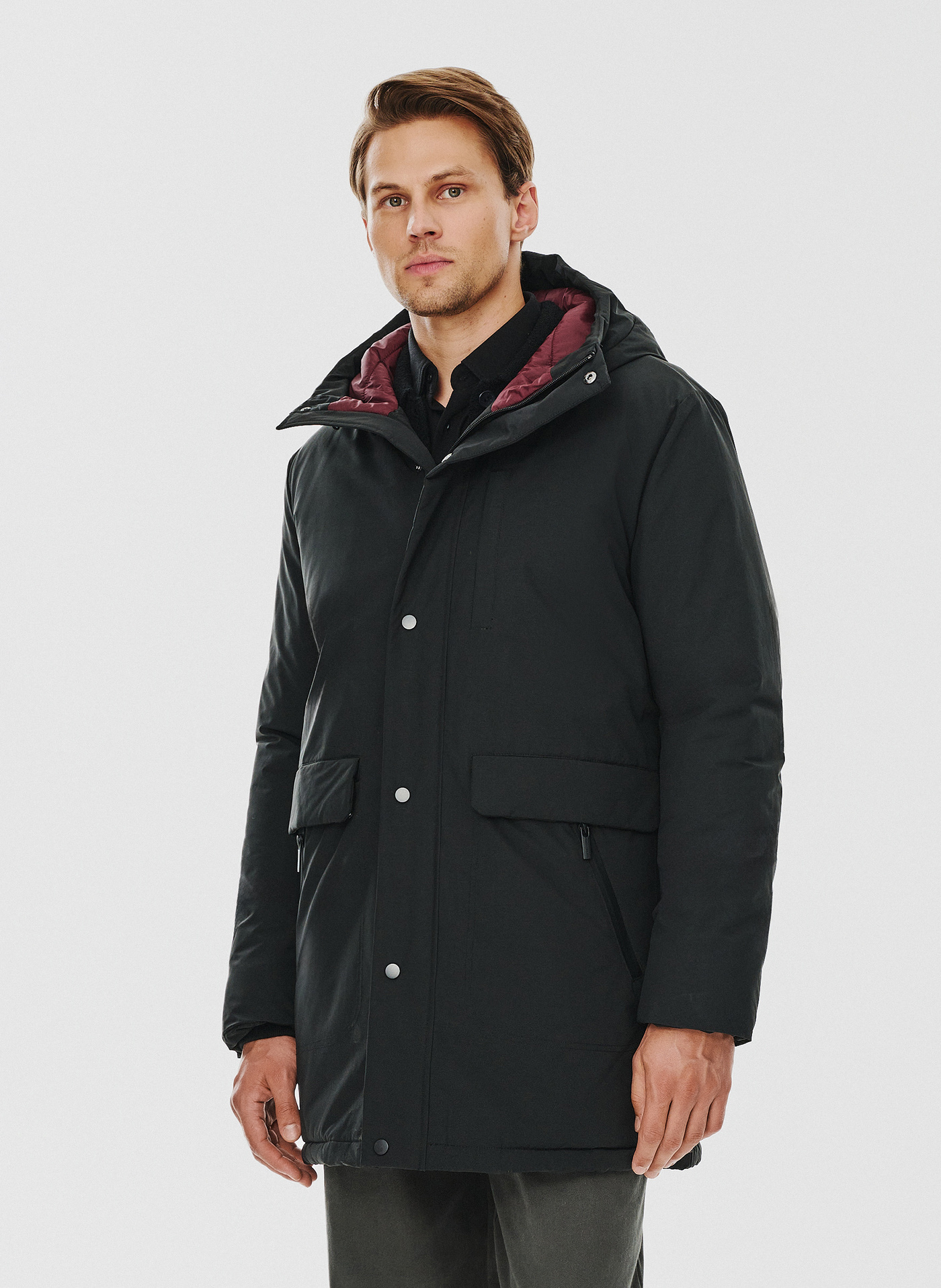 Kurtka męska z kapturem w kolorze czarnym - Pako Lorente