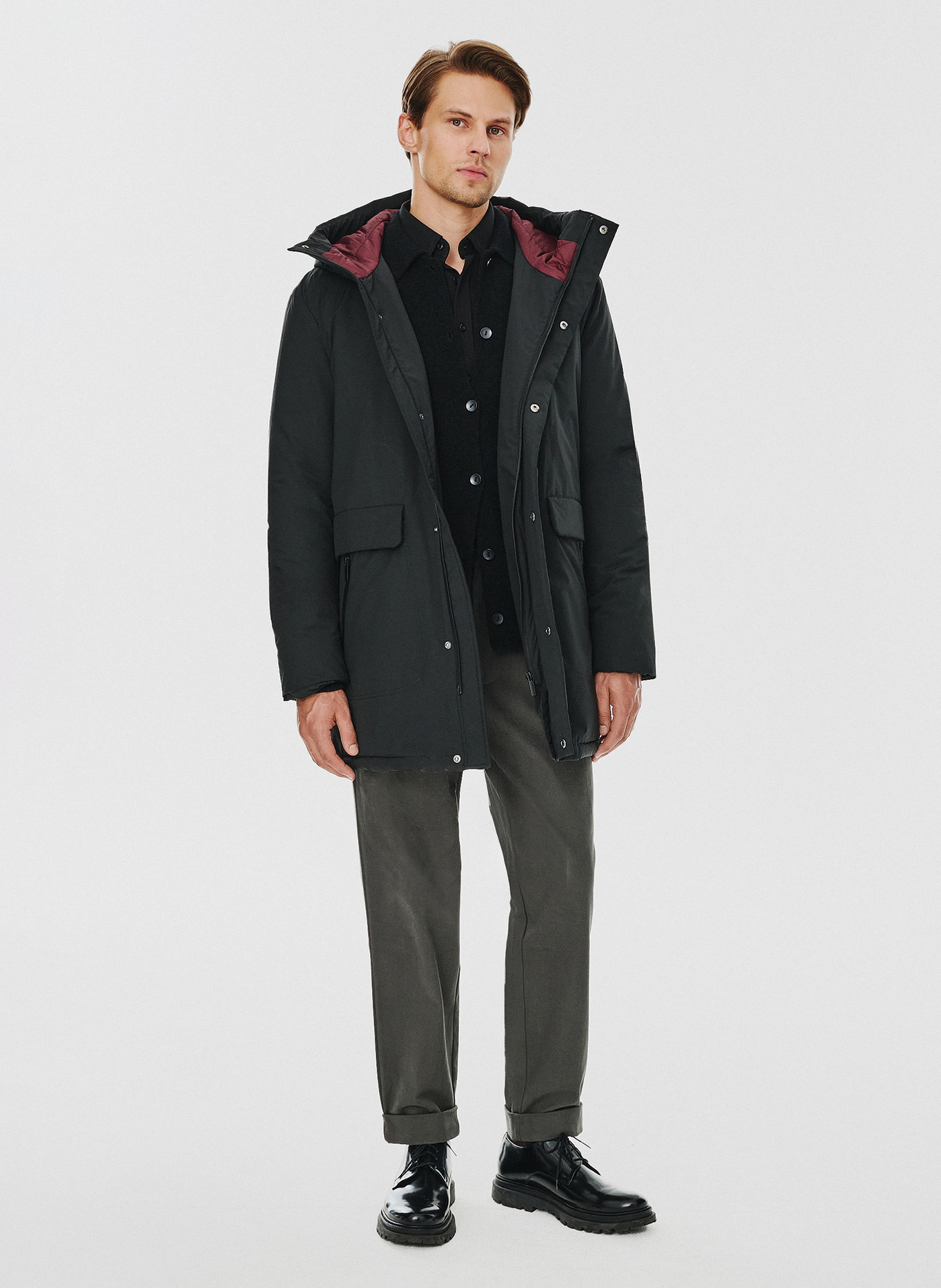 Kurtka męska z kapturem w kolorze czarnym - Pako Lorente