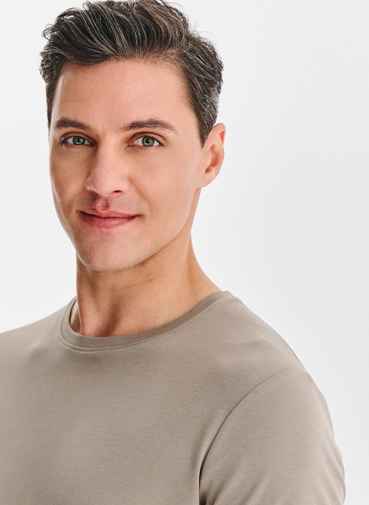 Brązowy t-shirt męski - Pako Lorente