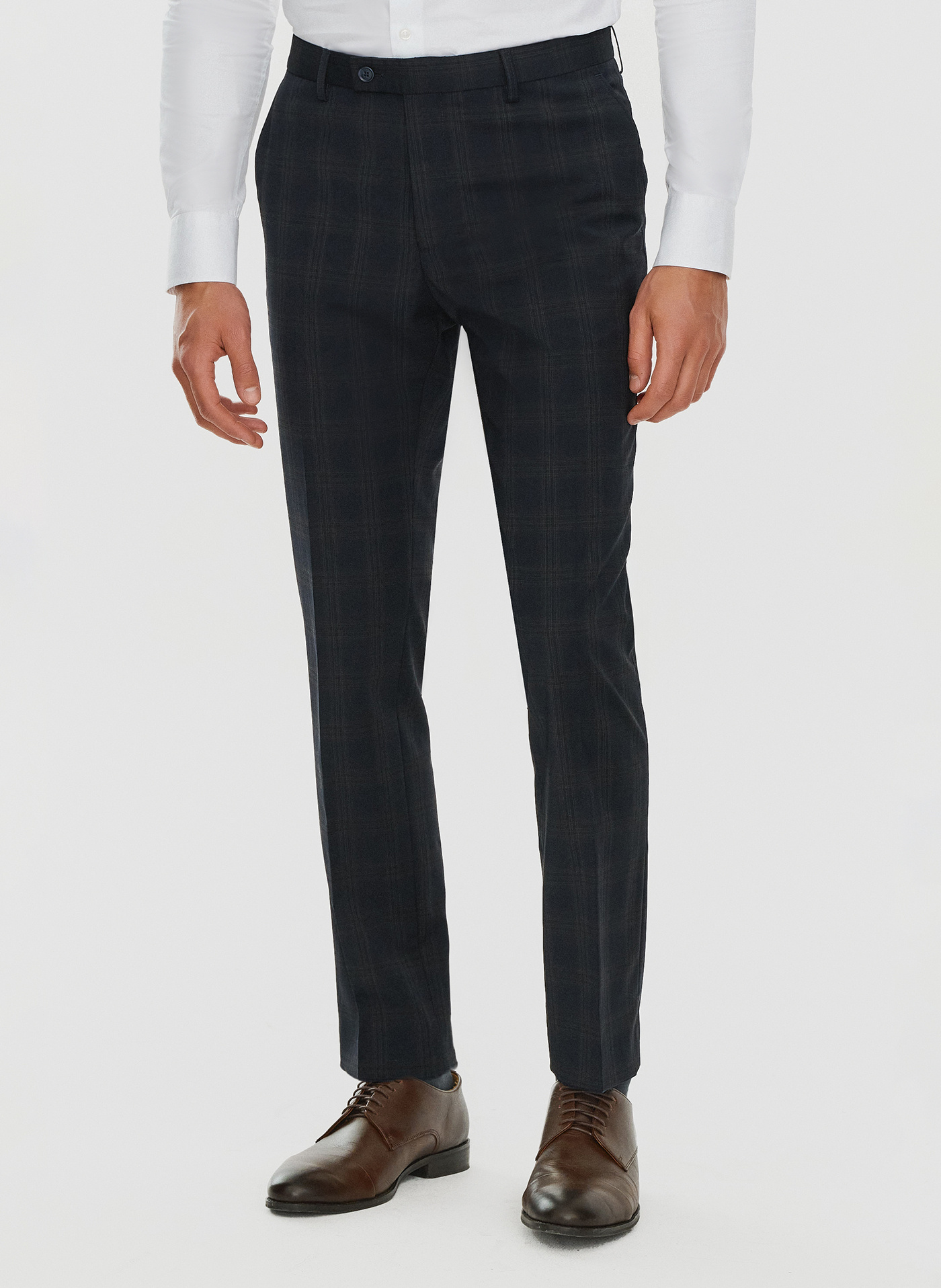 Męskie spodnie garniturowe w odcieniu granatowym - Pako Lorente