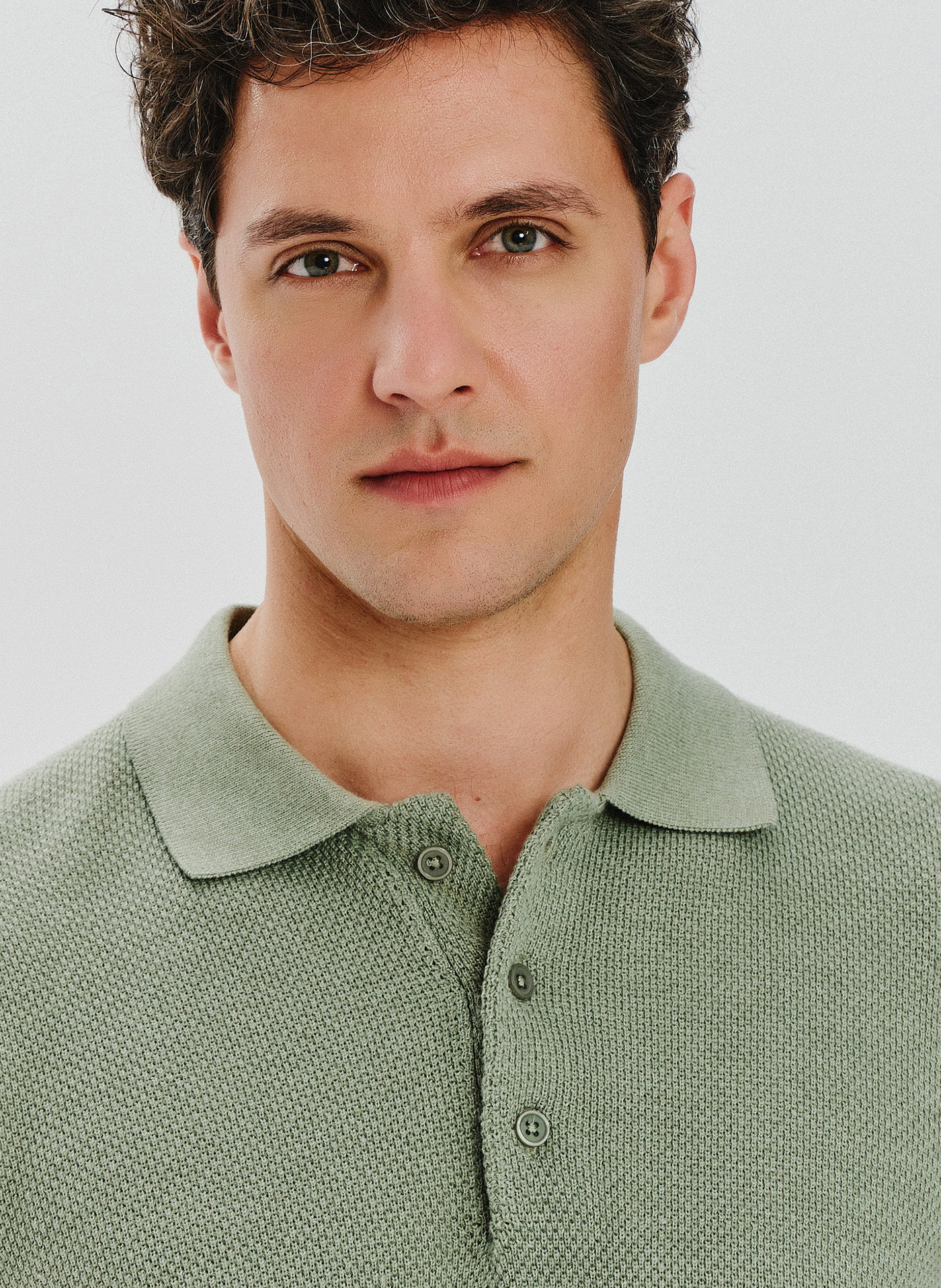 Zielony sweter męski z kołnierzykiem P24SF-2X-005-Z-0 - Pako Lorente - Pako Lorente