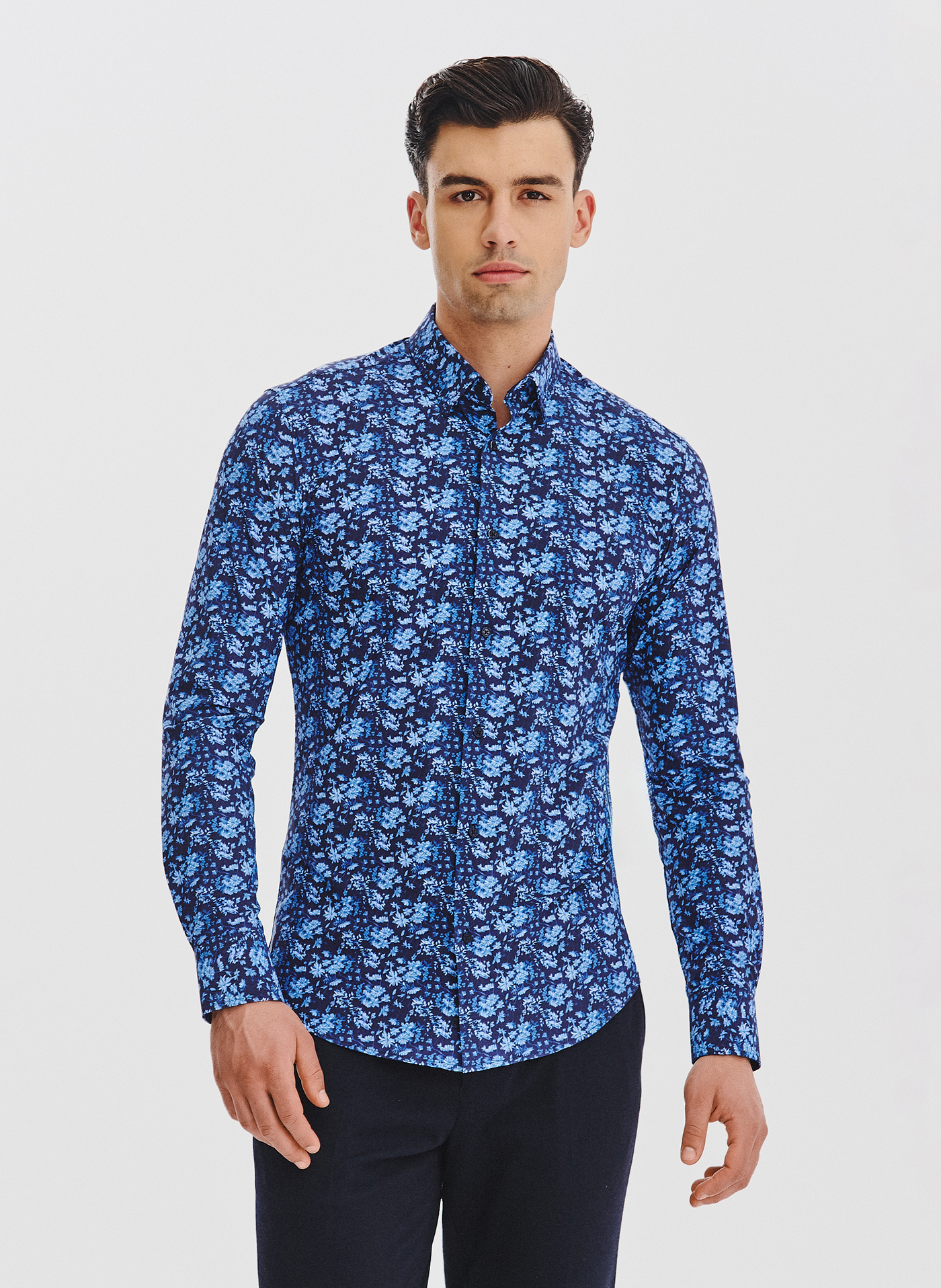 Granatowa dzianinowa koszula w kwiaty - Pako Lorente