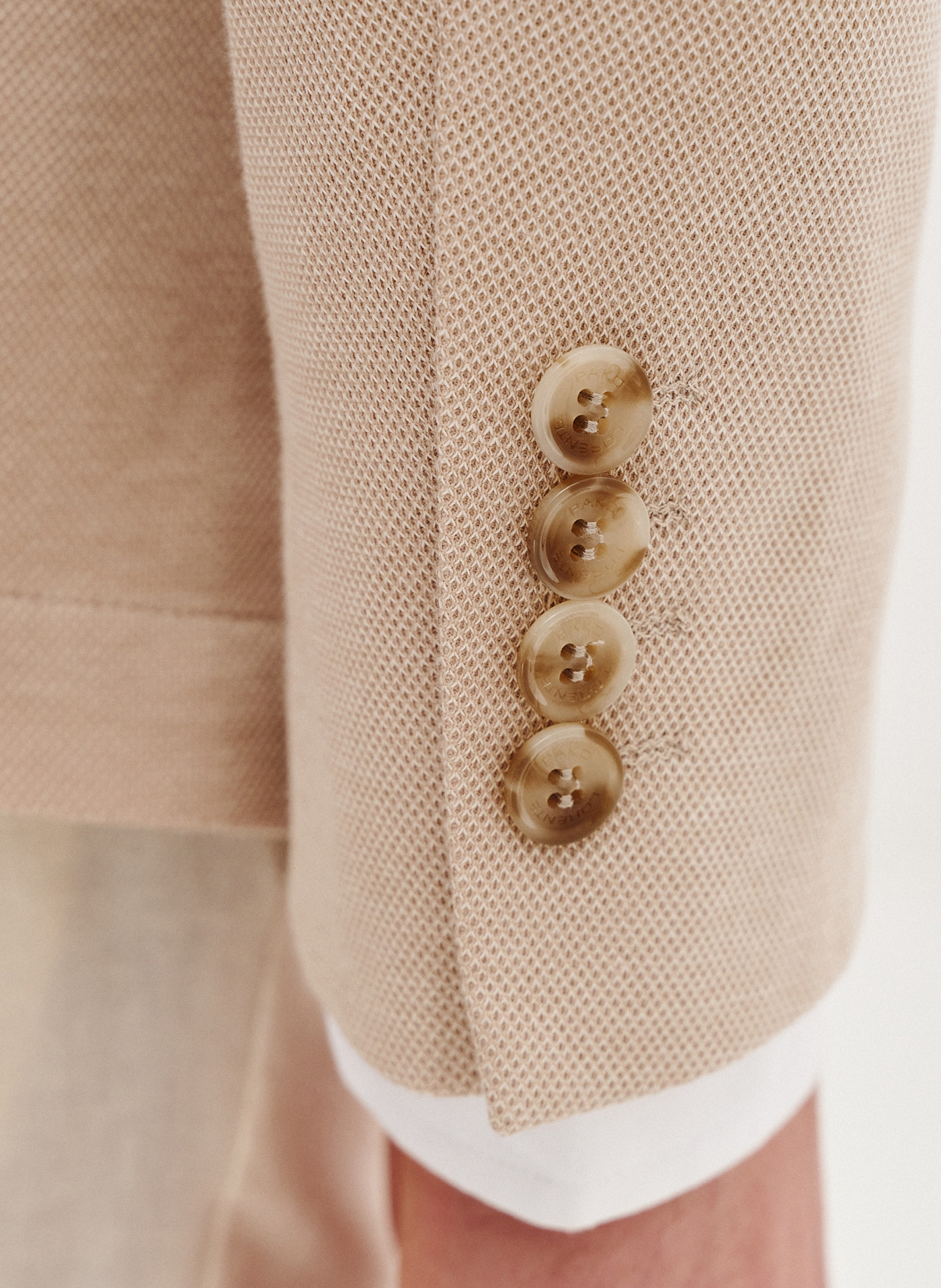 Dzianinowa marynarka w kolorze beżowym - Pako Lorente