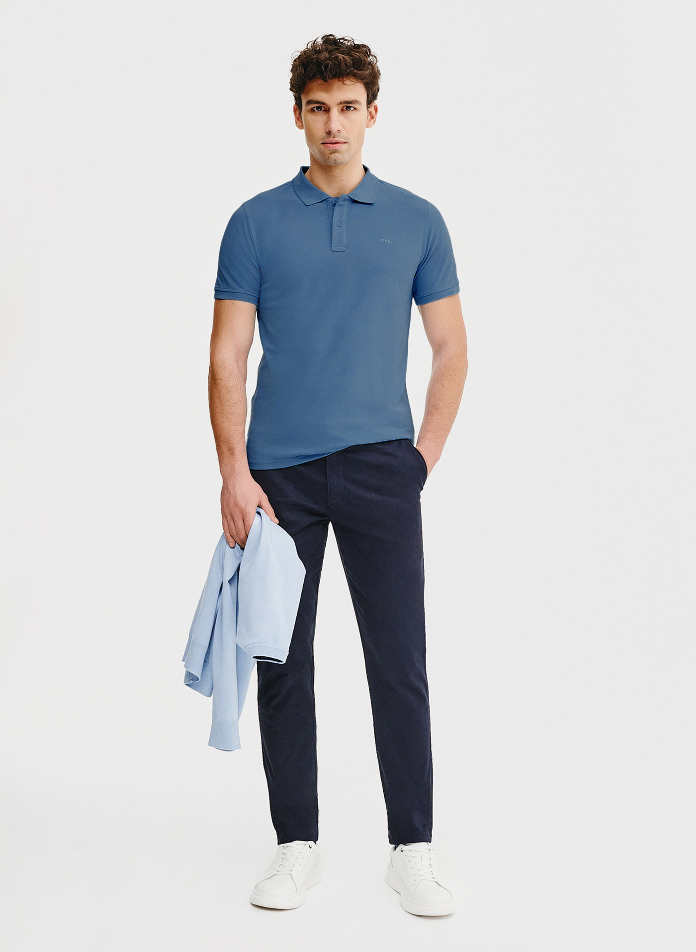 Gładki t-shirt polo w niebieskim kolorze - Pako Lorente