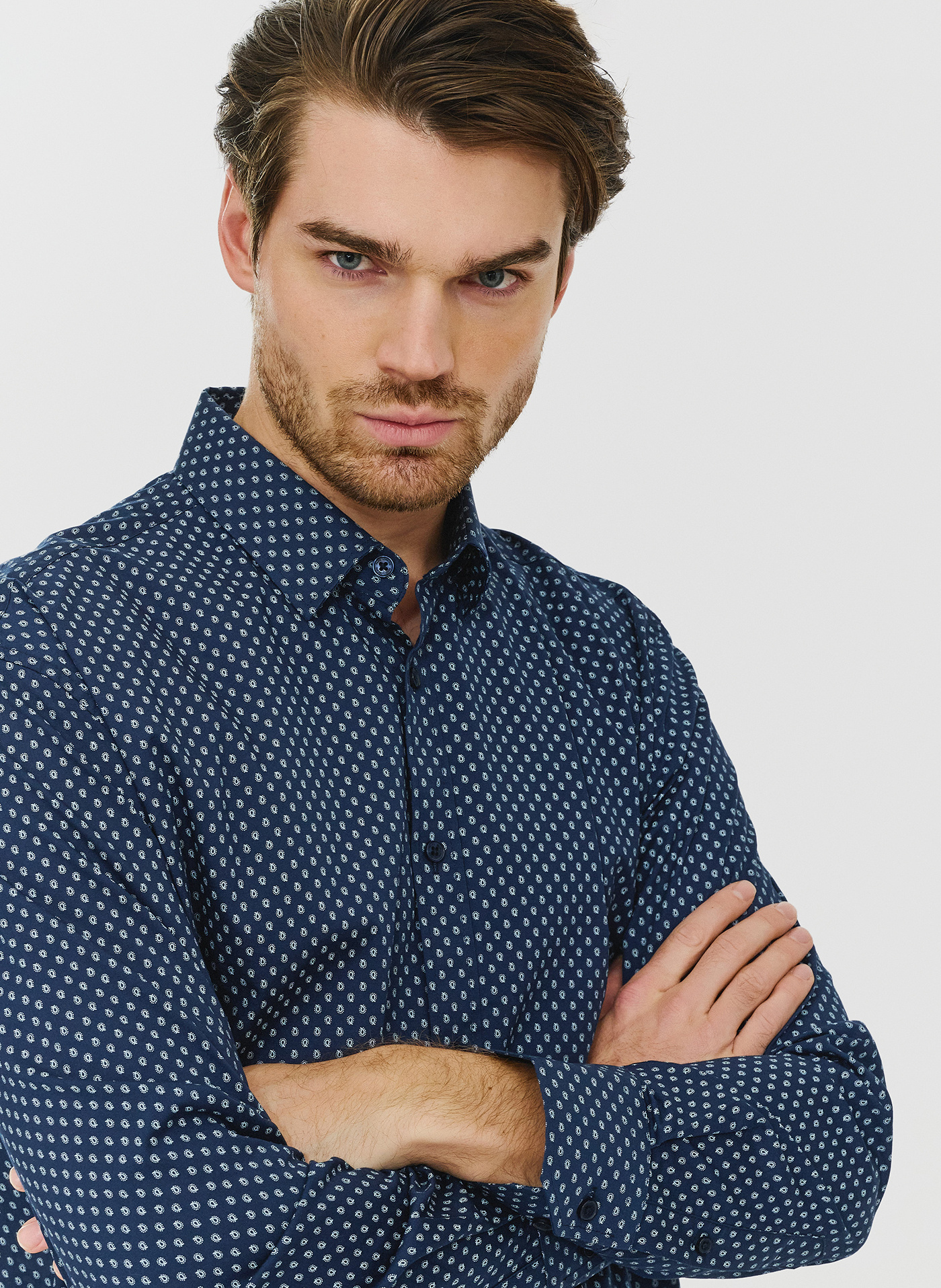 Granatowa koszula o prostym kroju we wzór paisley P24SF-1X-029-G-R - Pako Lorente - Pako Lorente