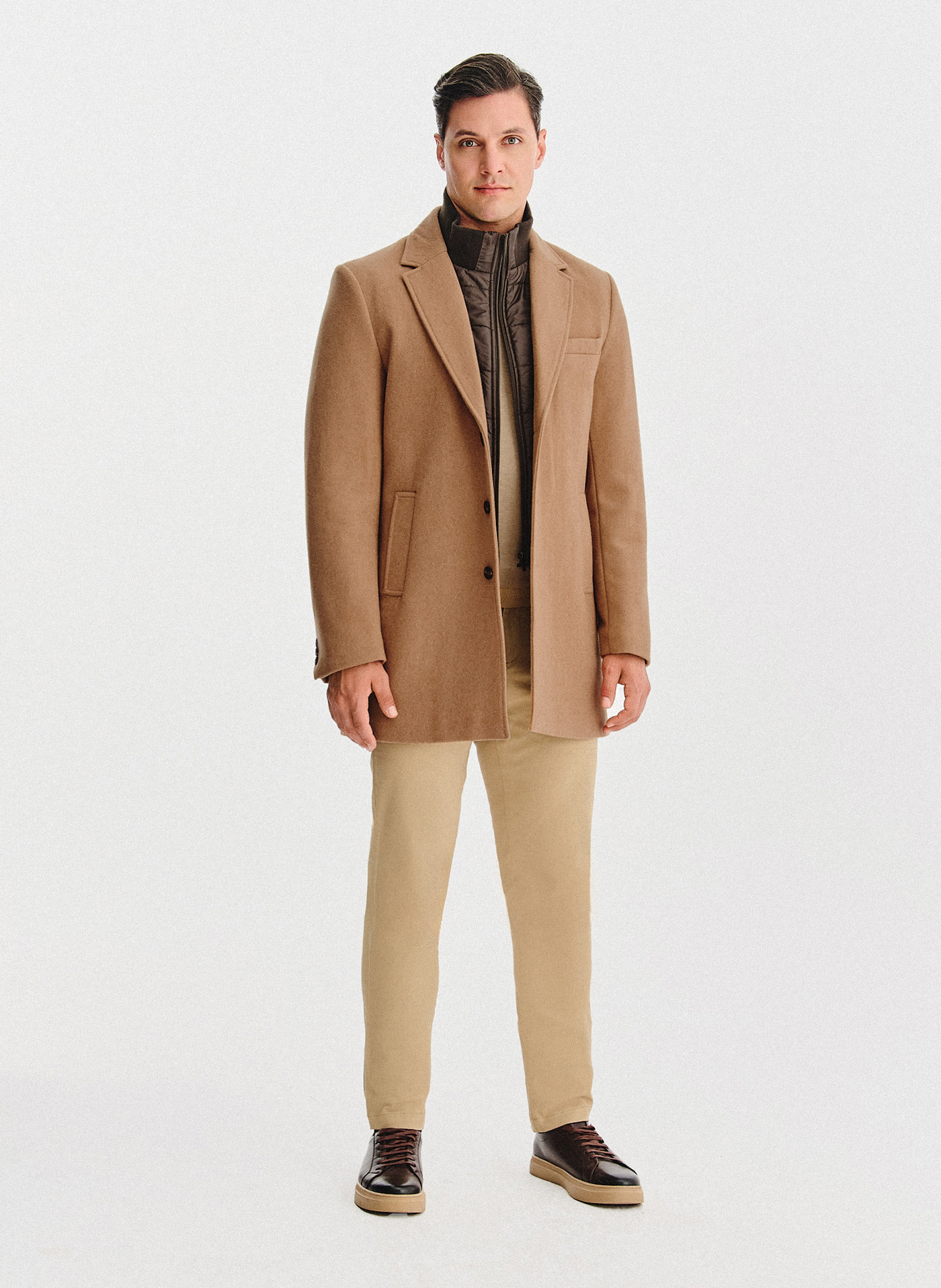 PAKO LORENTE - Beżowy płaszcz męski z odpinanym kołnierzem - Pako Lorente