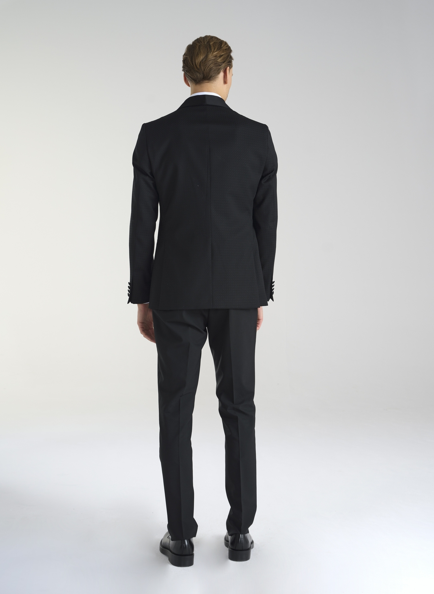 Wełniana czarna marynarka smokingowa w mikrowzór - Pako Lorente