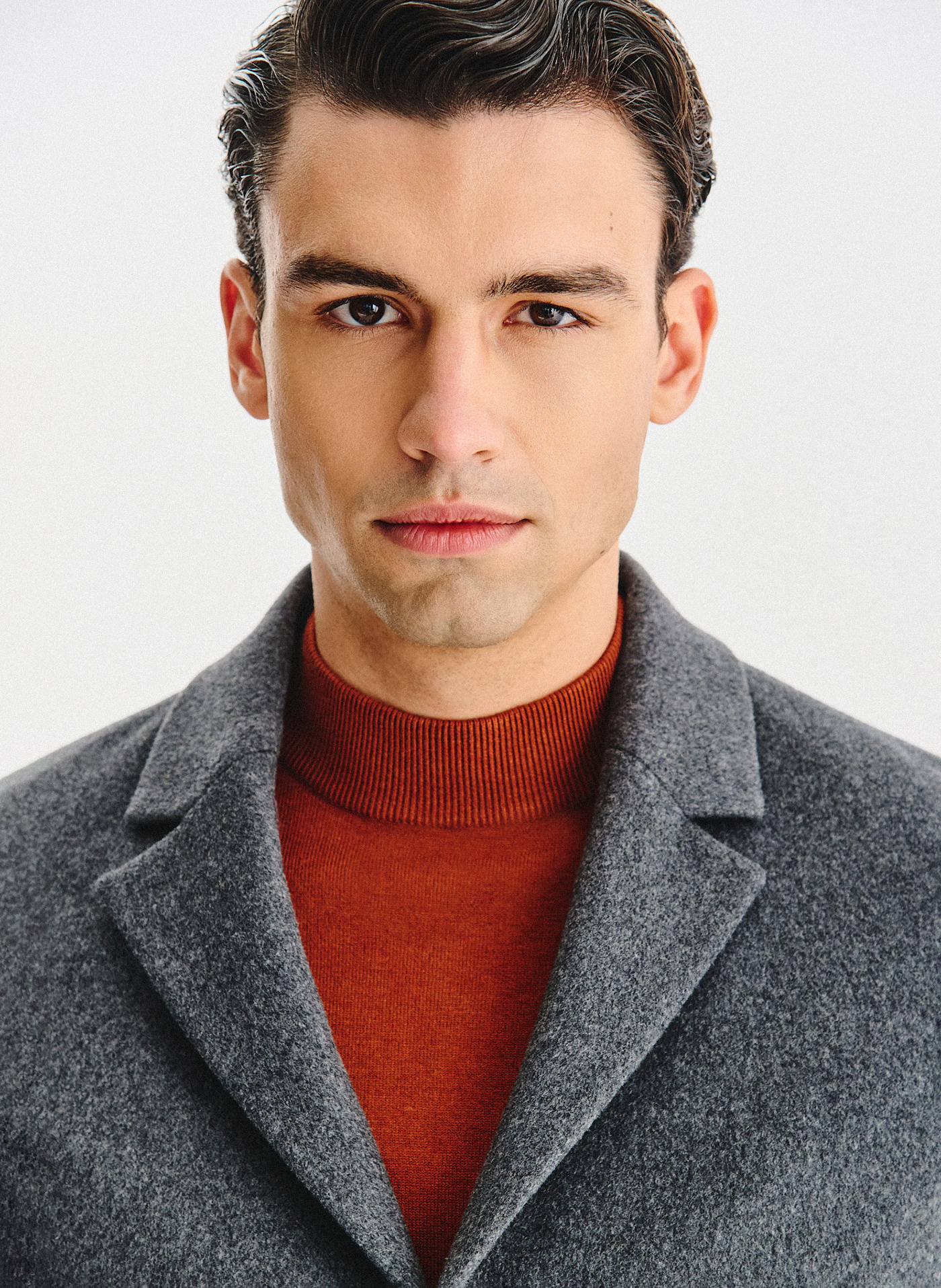 Szary płaszcz z wełną - Pako Lorente