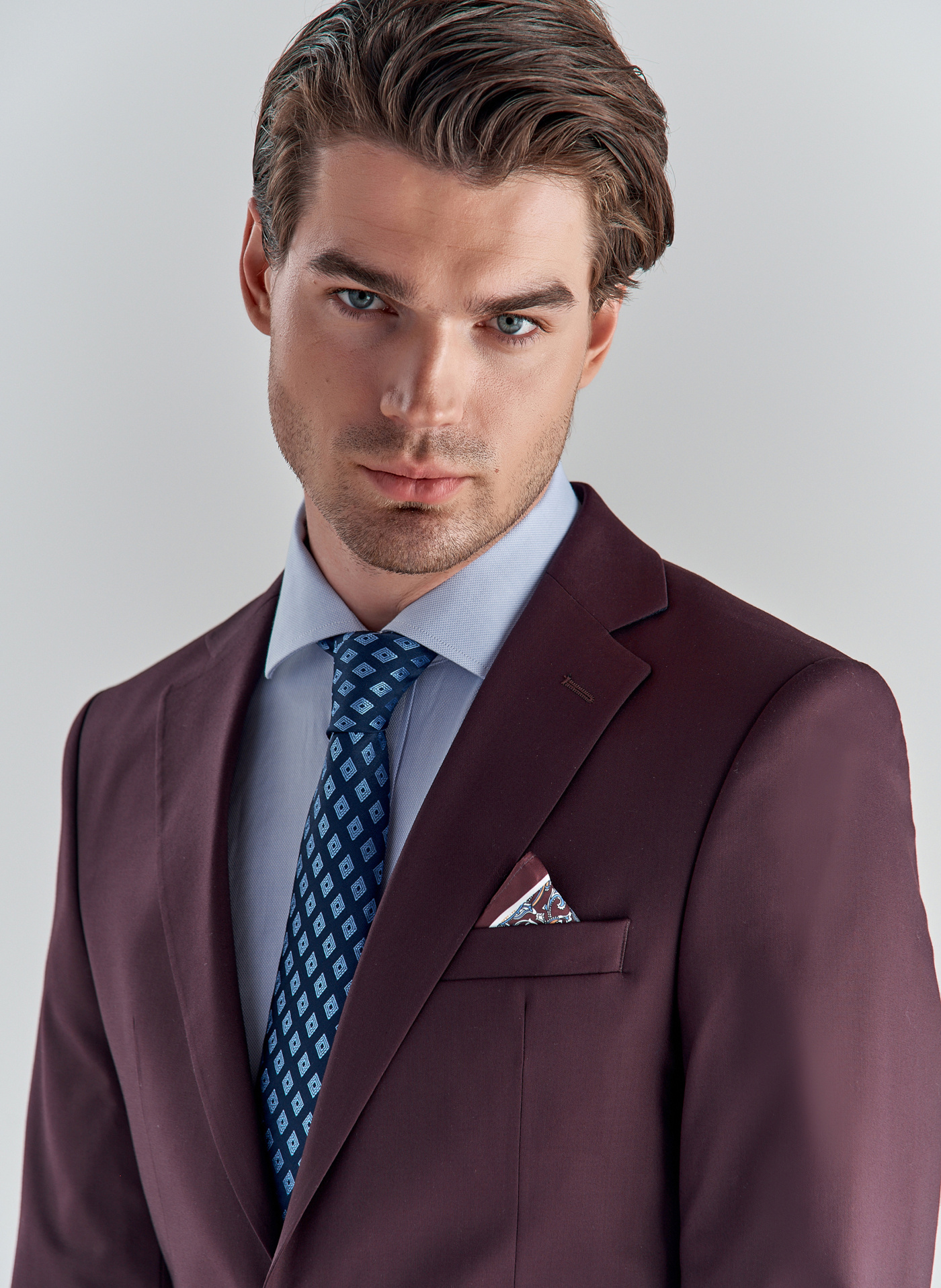 Bordowa marynarka garniturowa P22SF-3G-016-D-S - Pako Lorente