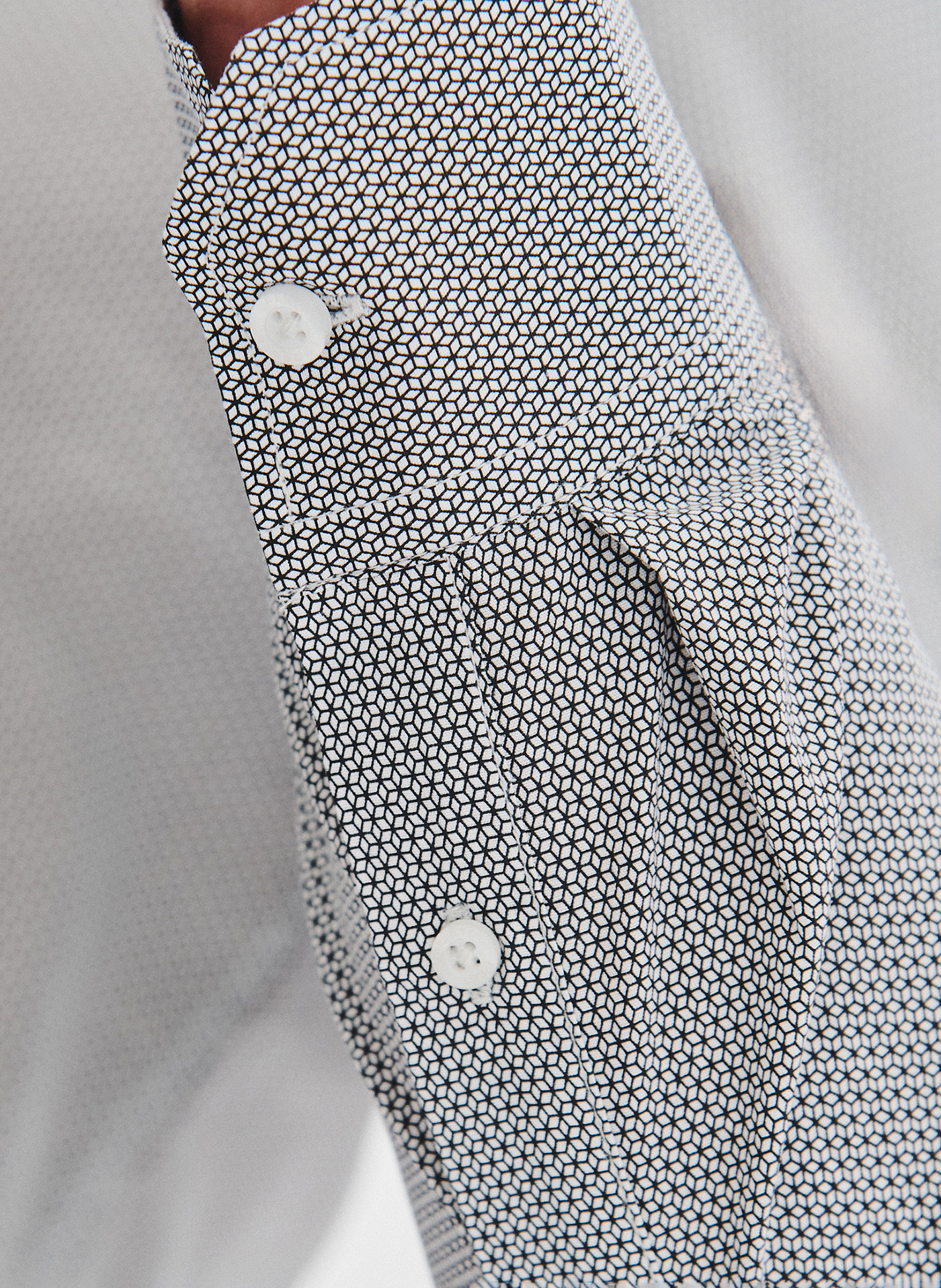 PAKO LORENTE - Biała koszula męska mikrowzór - Pako Lorente