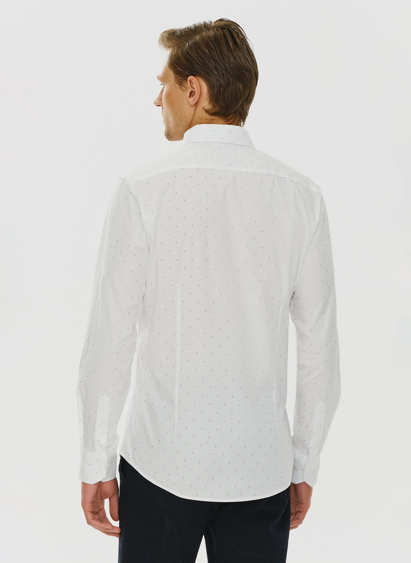 Biała męska koszula w mikrowzór P24SF-1X-019-B-S - Pako Lorente - Pako Lorente