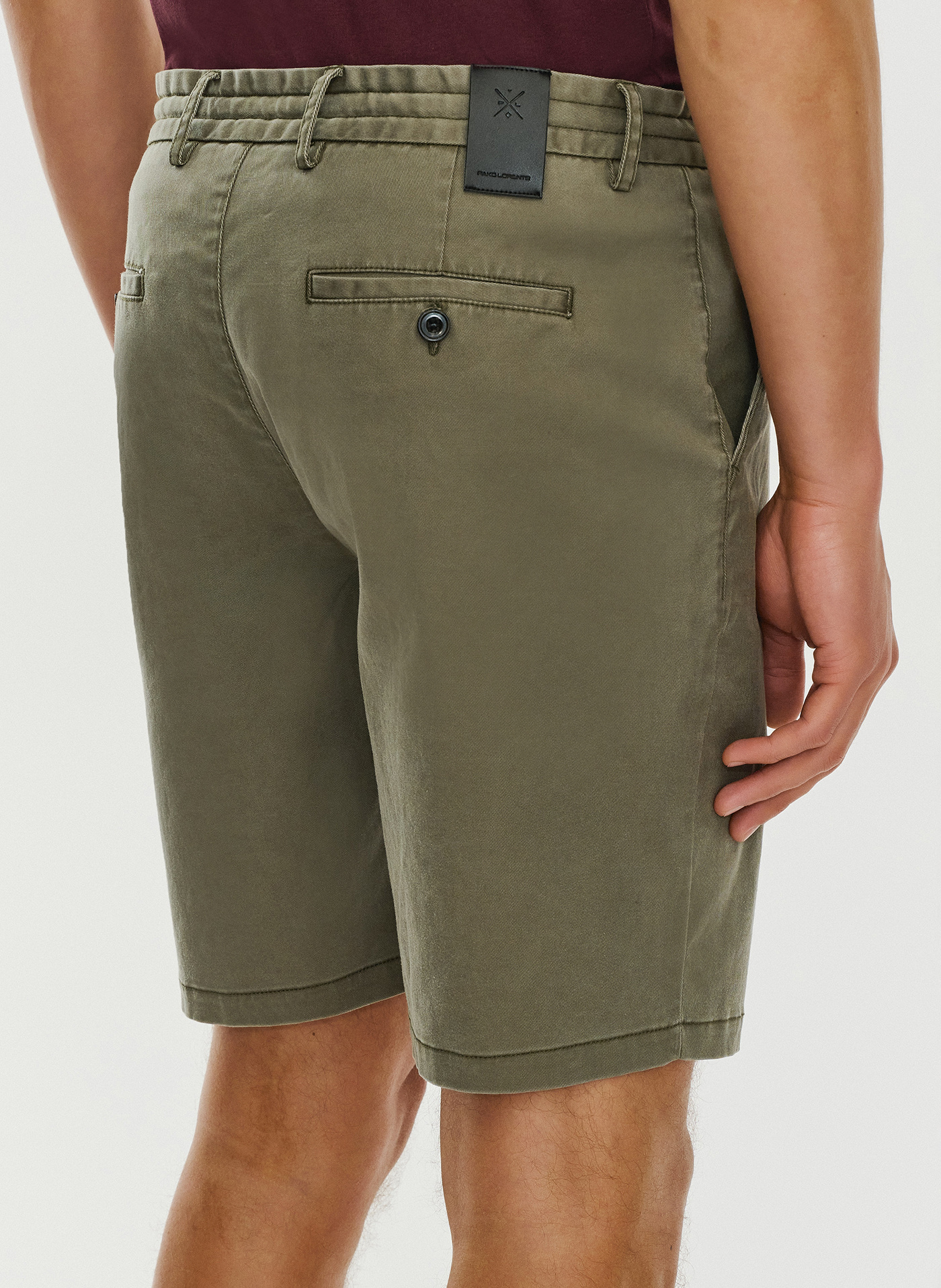 Zielone gładkie szorty męskie - Pako Lorente