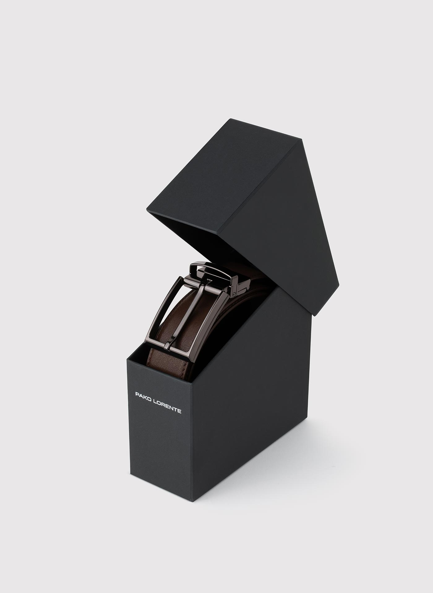 Dwustronny skórzany pasek męski - Pako Lorente