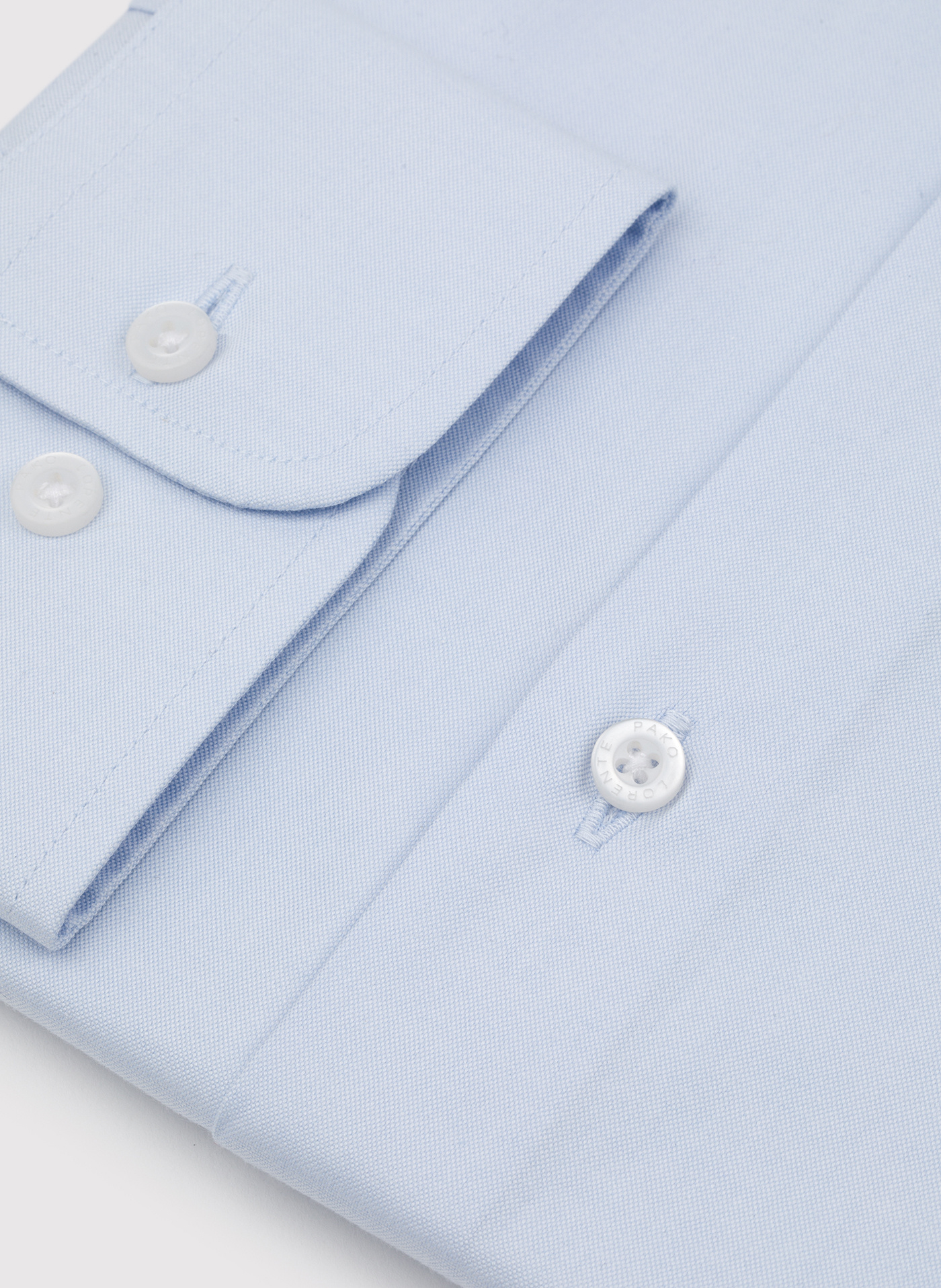 Gładka koszula męska w kolorze jasnoniebieskim - Pako Lorente