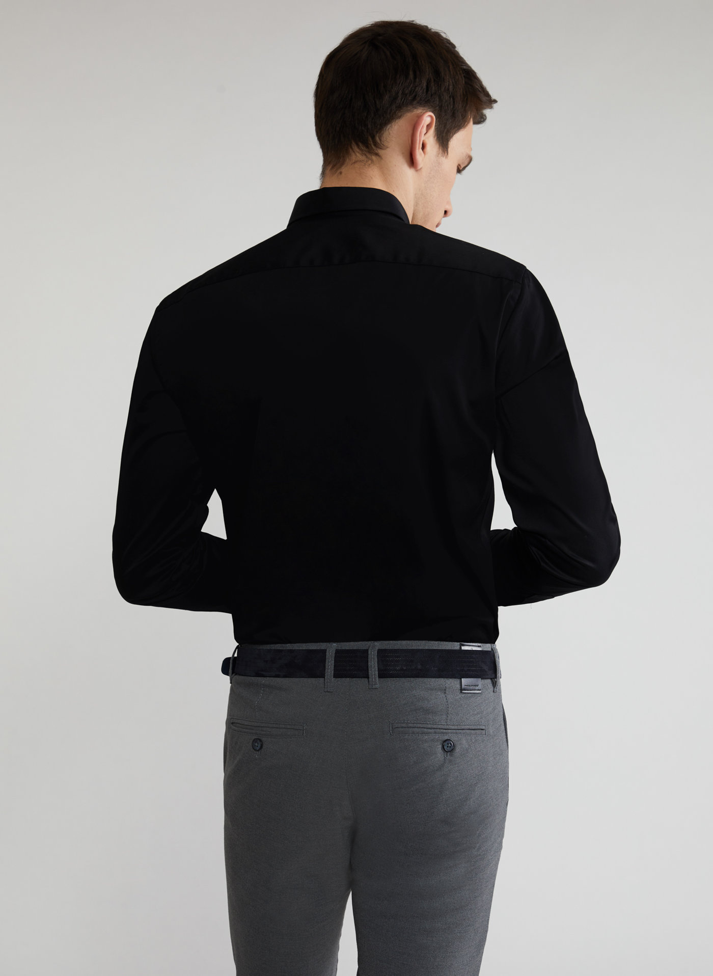 Koszula męska w kolorze czarnym P21WF-1X-174-C-S - Pako Lorente