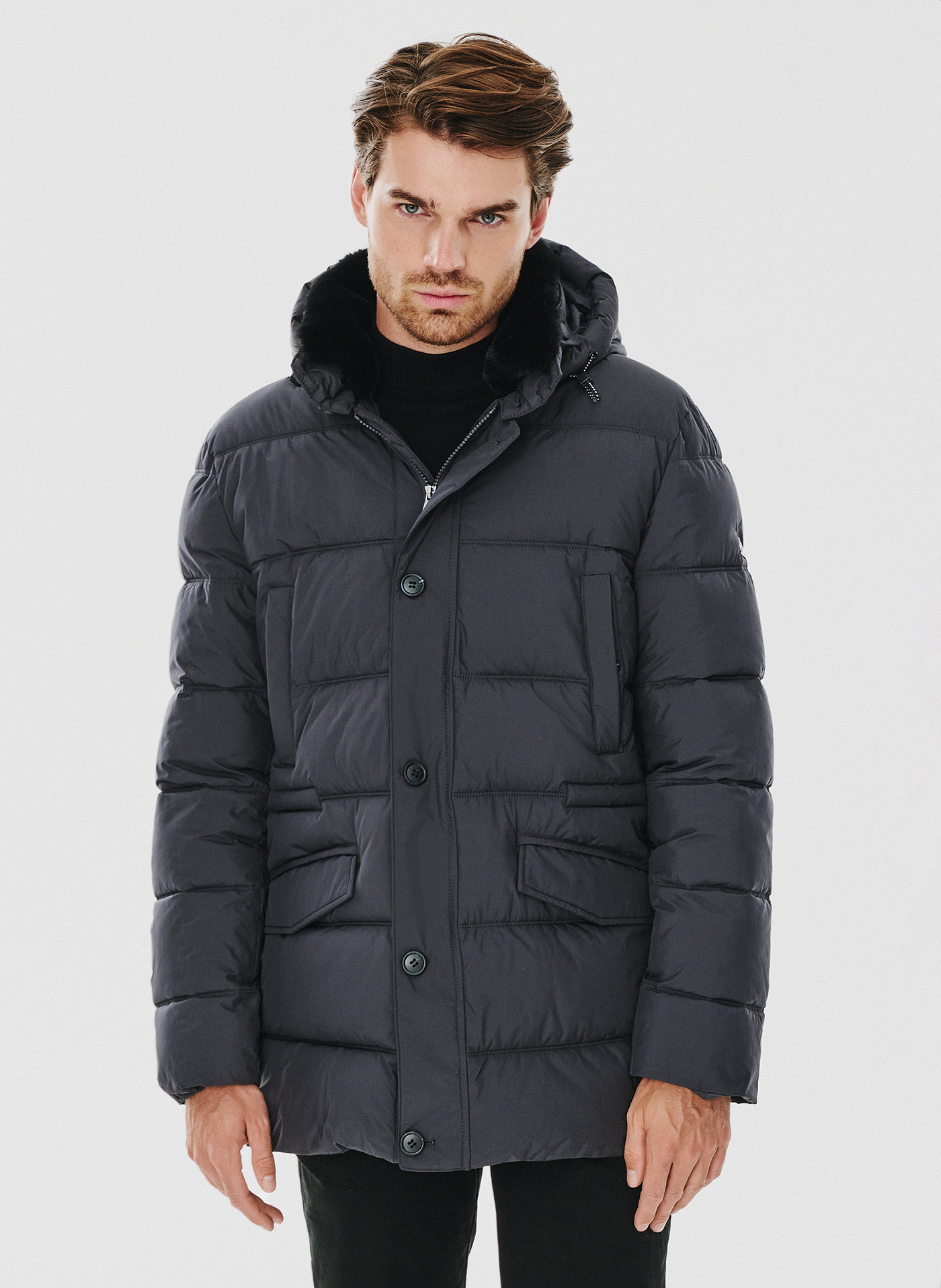 Granatowa pikowana kurtka z futrzanym kołnierzem - Pako Lorente