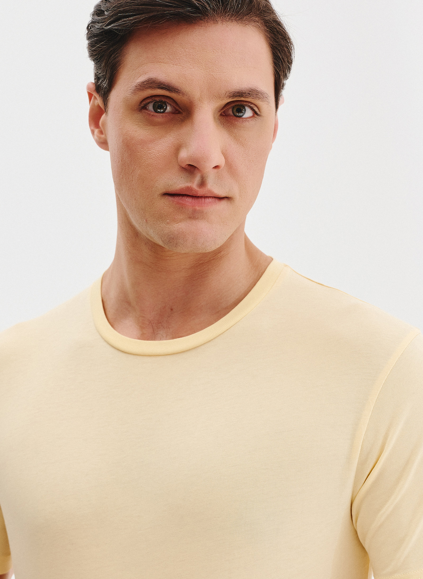 Bawełniany żółty t-shirt - Pako Lorente